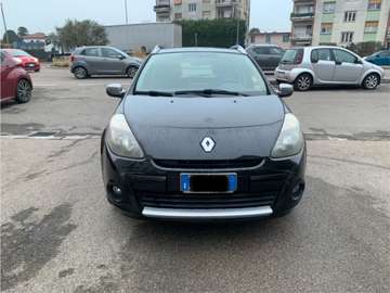 Clio Sportour 1.2 tce 105cv NEOPATENTATI