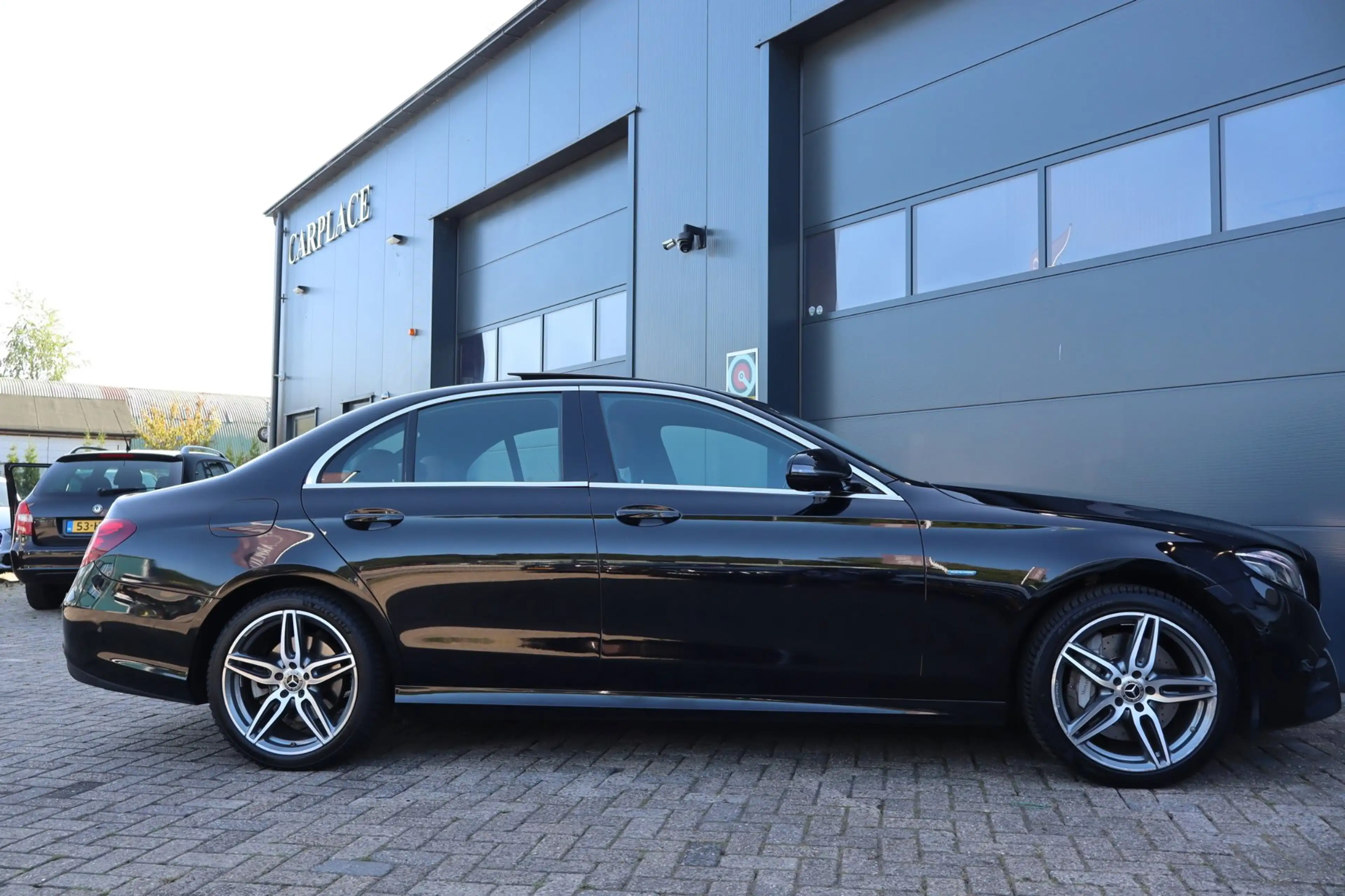 Mercedes-Benz E 350 e Business Solution AMG- Hybride — photo 12