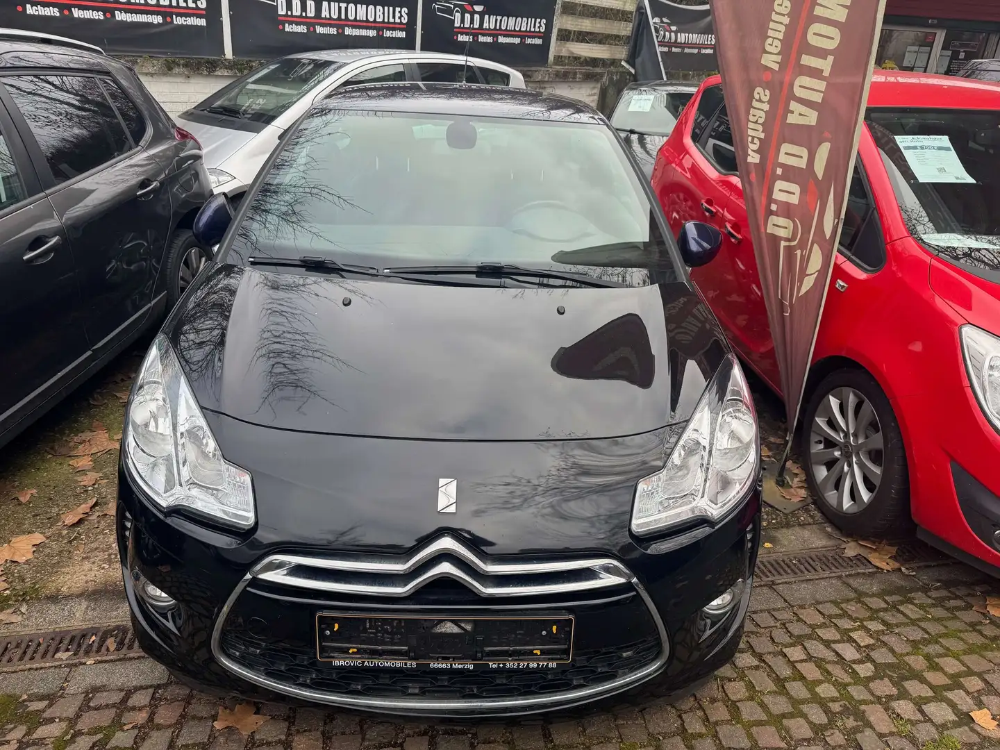 Citroen DS3 DS3 Pure Tech VTi 82 Opera Blue Noir - 1