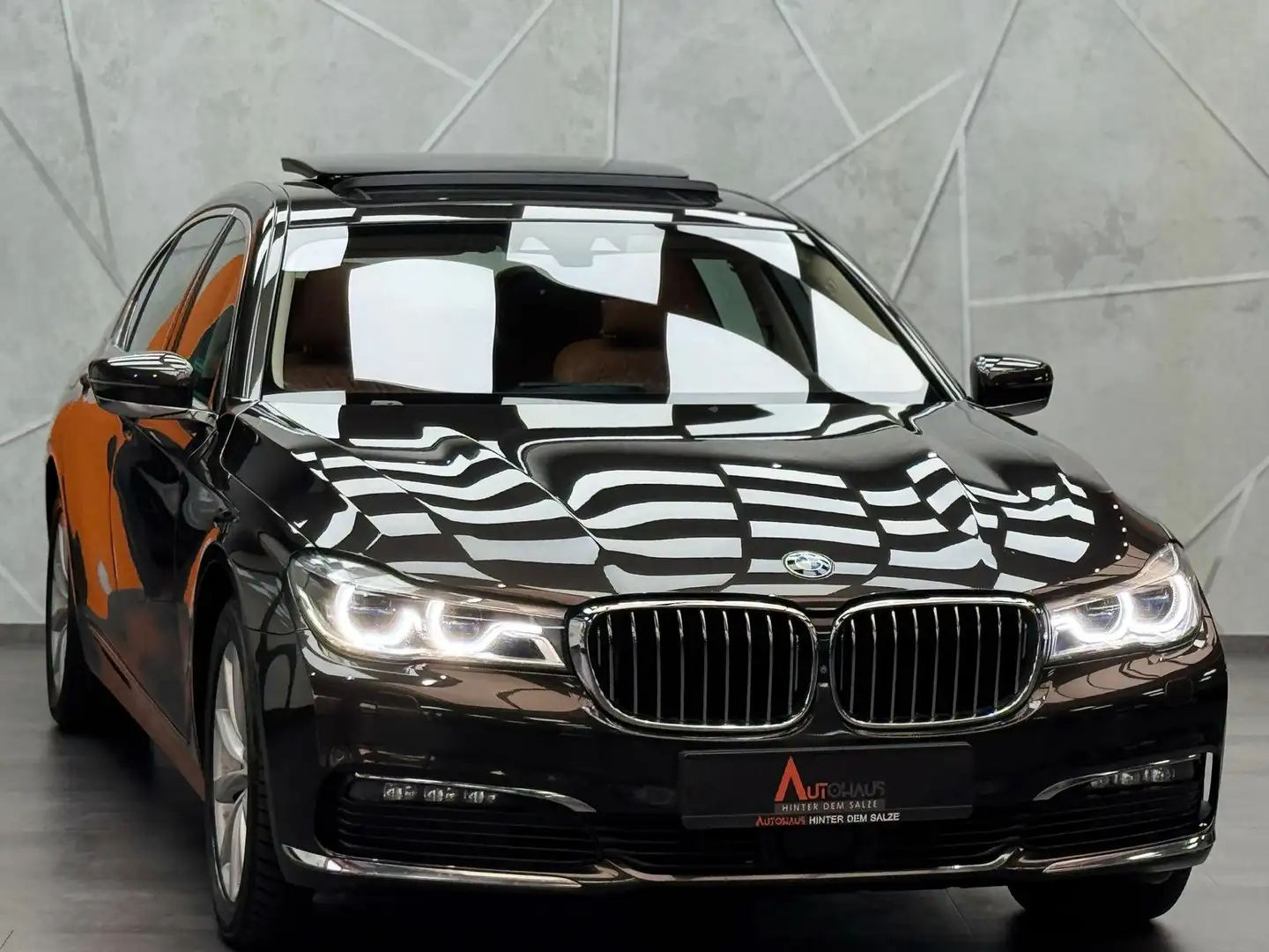 BMW 730 L d xDrive 3.0 Turbodiesel |HUD|PANO|H&K|360 Noir - 2