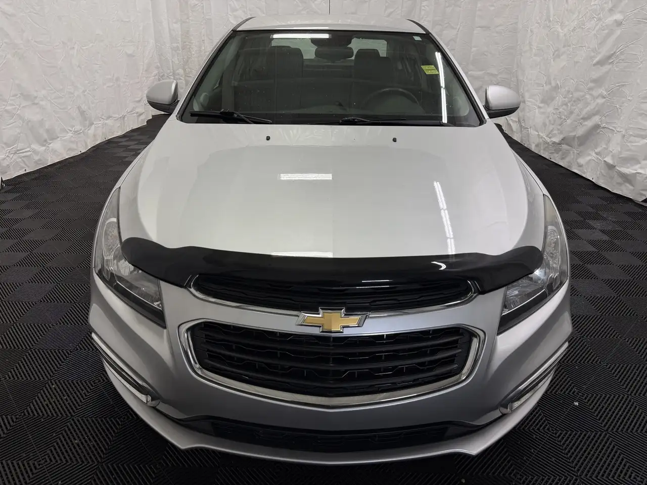 Chevrolet Cruze снимка Chevrolet Cruze