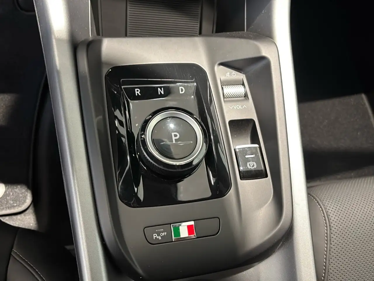 Alfa Romeo Tonale 2026 — фото 15