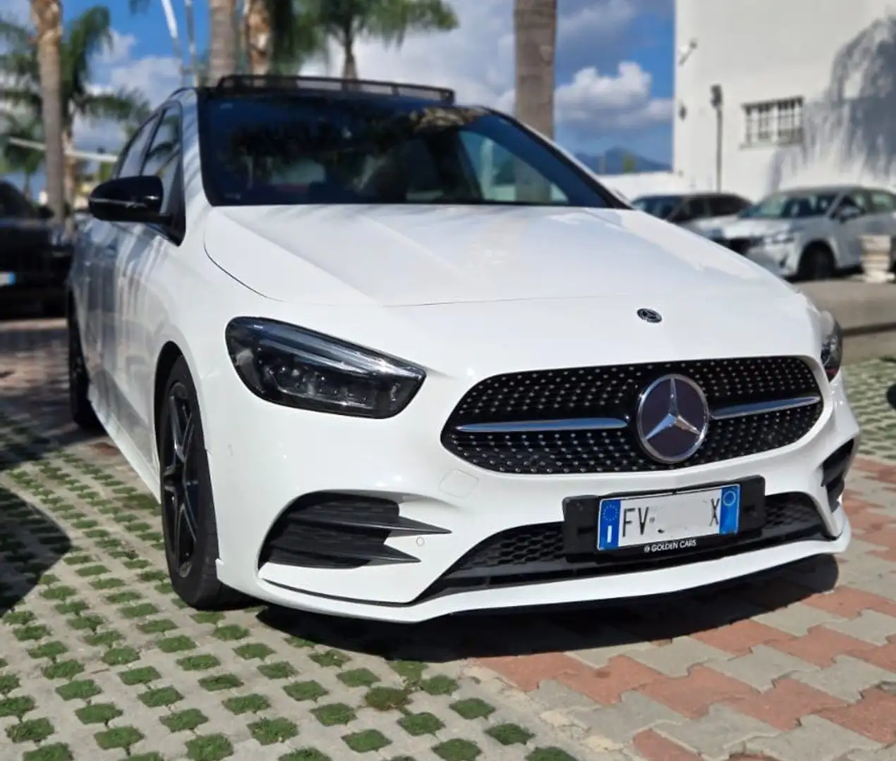 Mercedes-Benz B 180 d 1.5 DCI 115CV Premium auto Led Uff Italy Tetto Bianco - 1