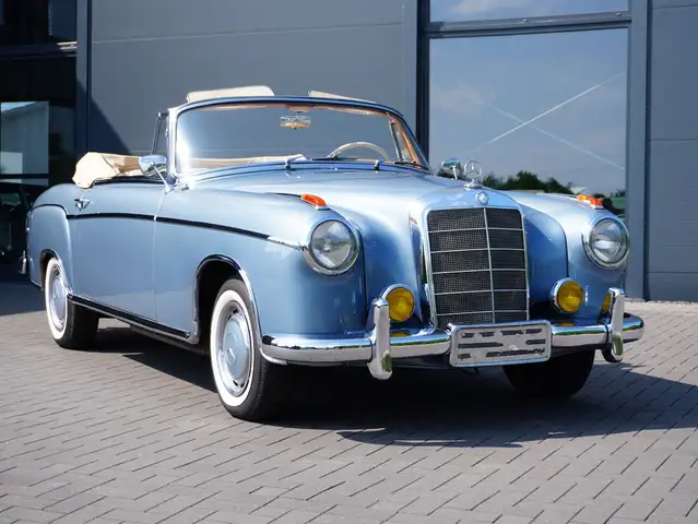 Mercedes-Benz 220 S W 180 Ponton Cabriolet