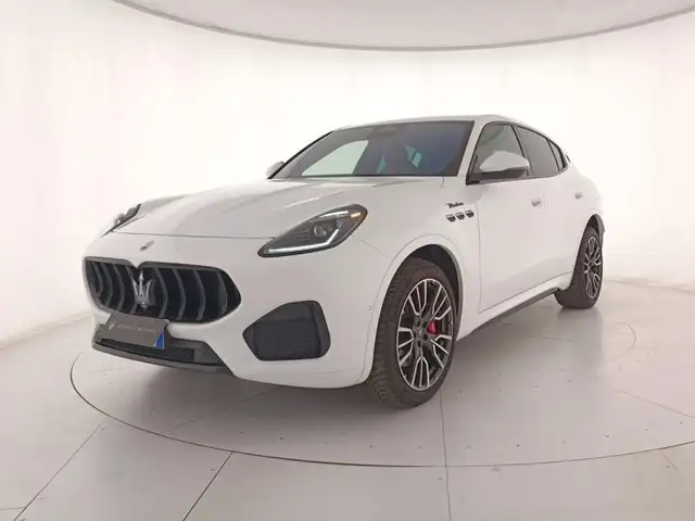 Maserati Grecale 2.0 mhev Modena 330cv auto