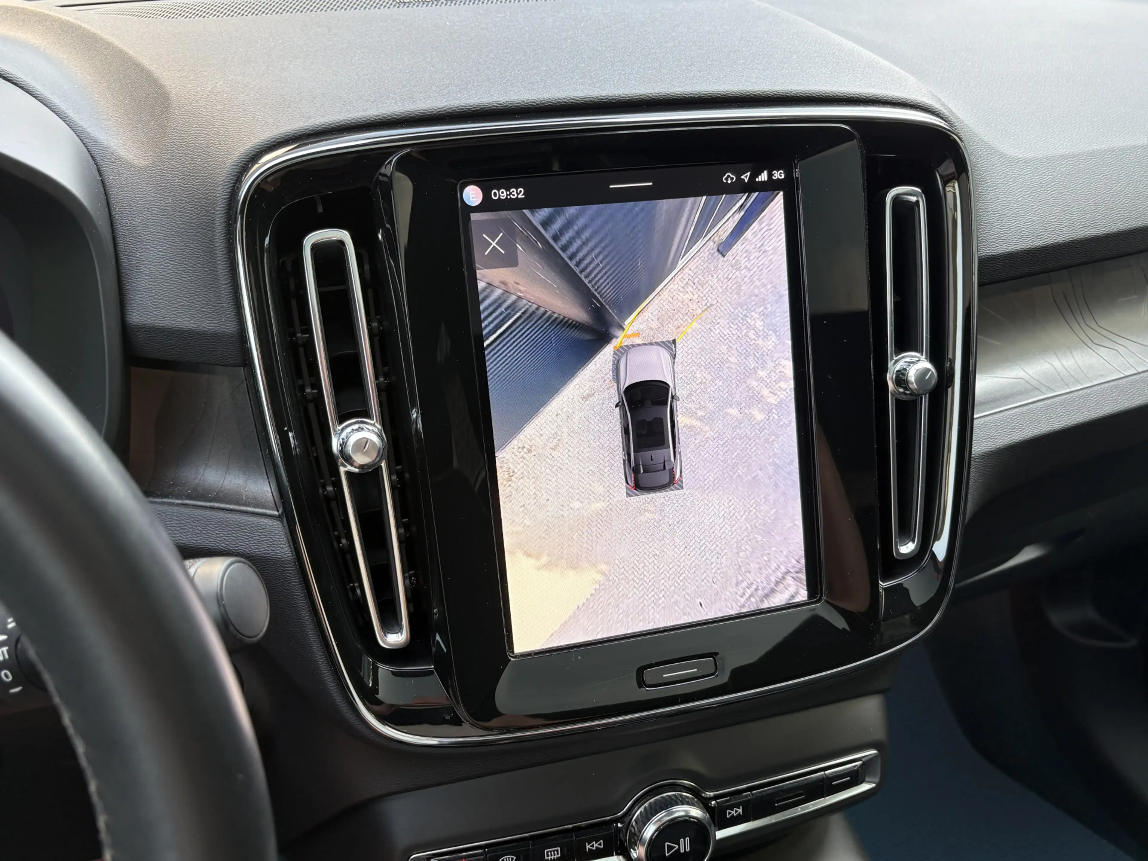 Volvo C40 Single Motor Extended Range Ultimate 82 kWh — photo 22