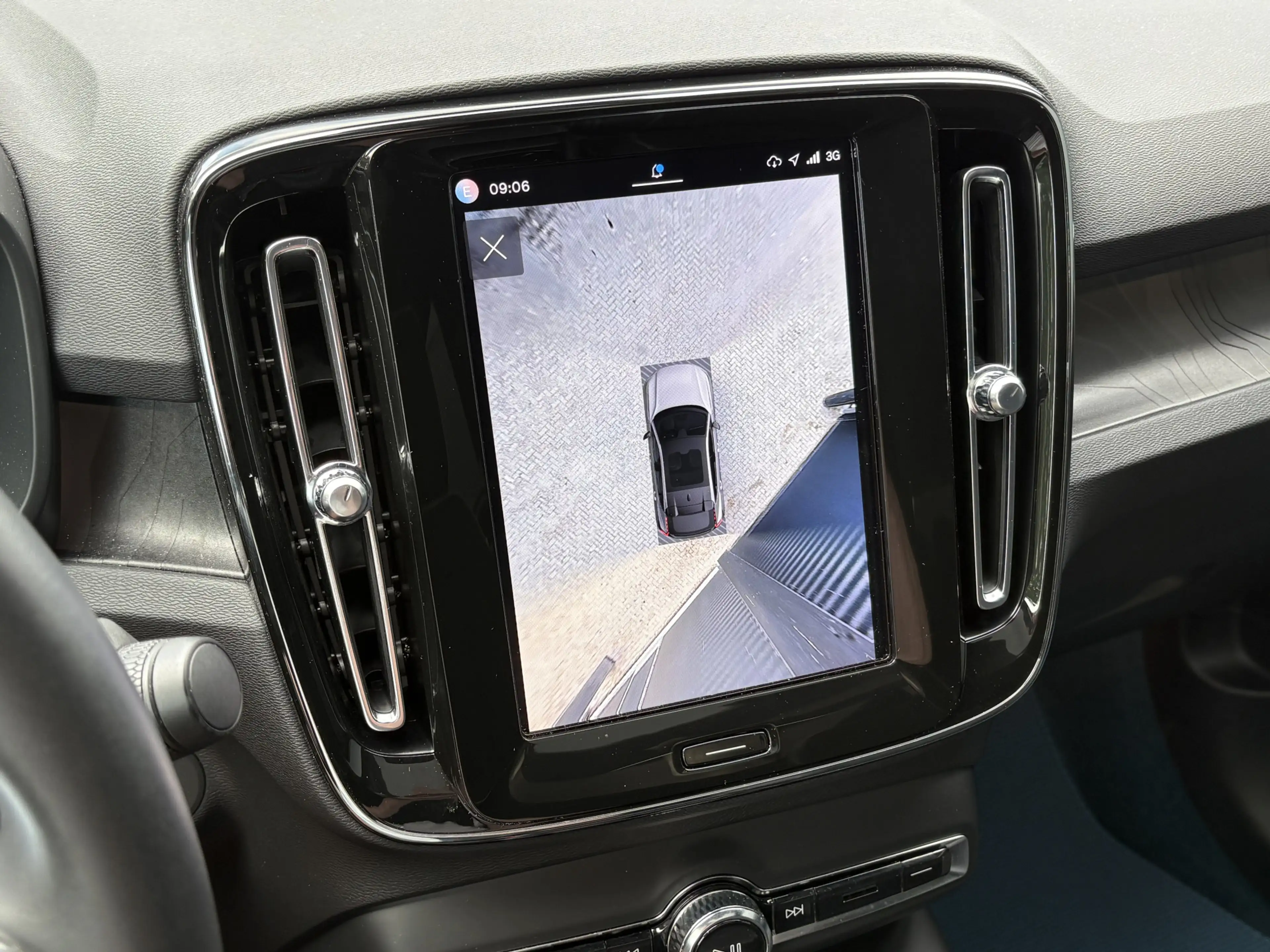 Volvo C40 Single Motor Extended Range Ultimate 82 kWh — photo 20