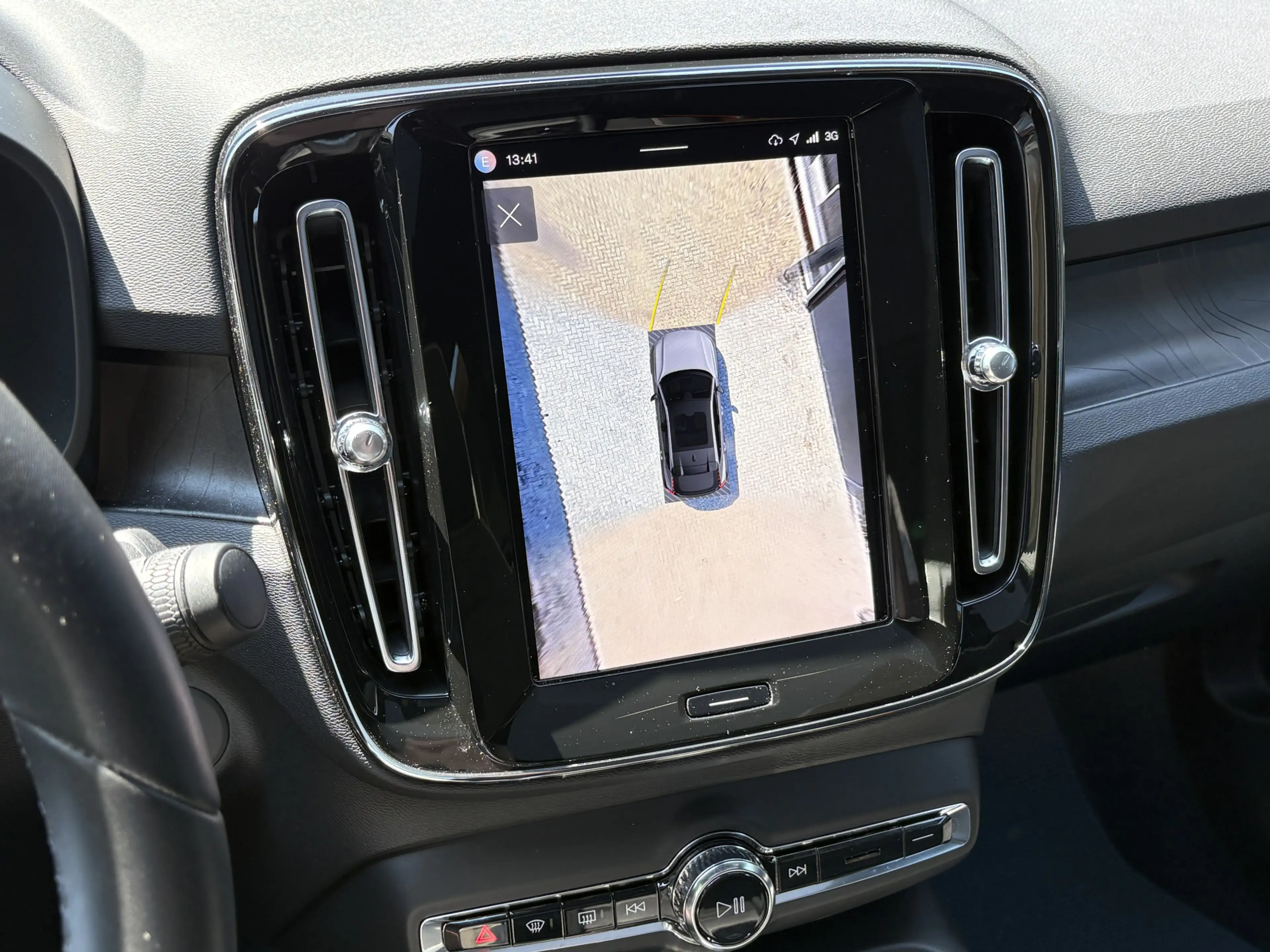 Volvo C40 Single Motor Extended Range Ultimate 82 kWh — photo 21