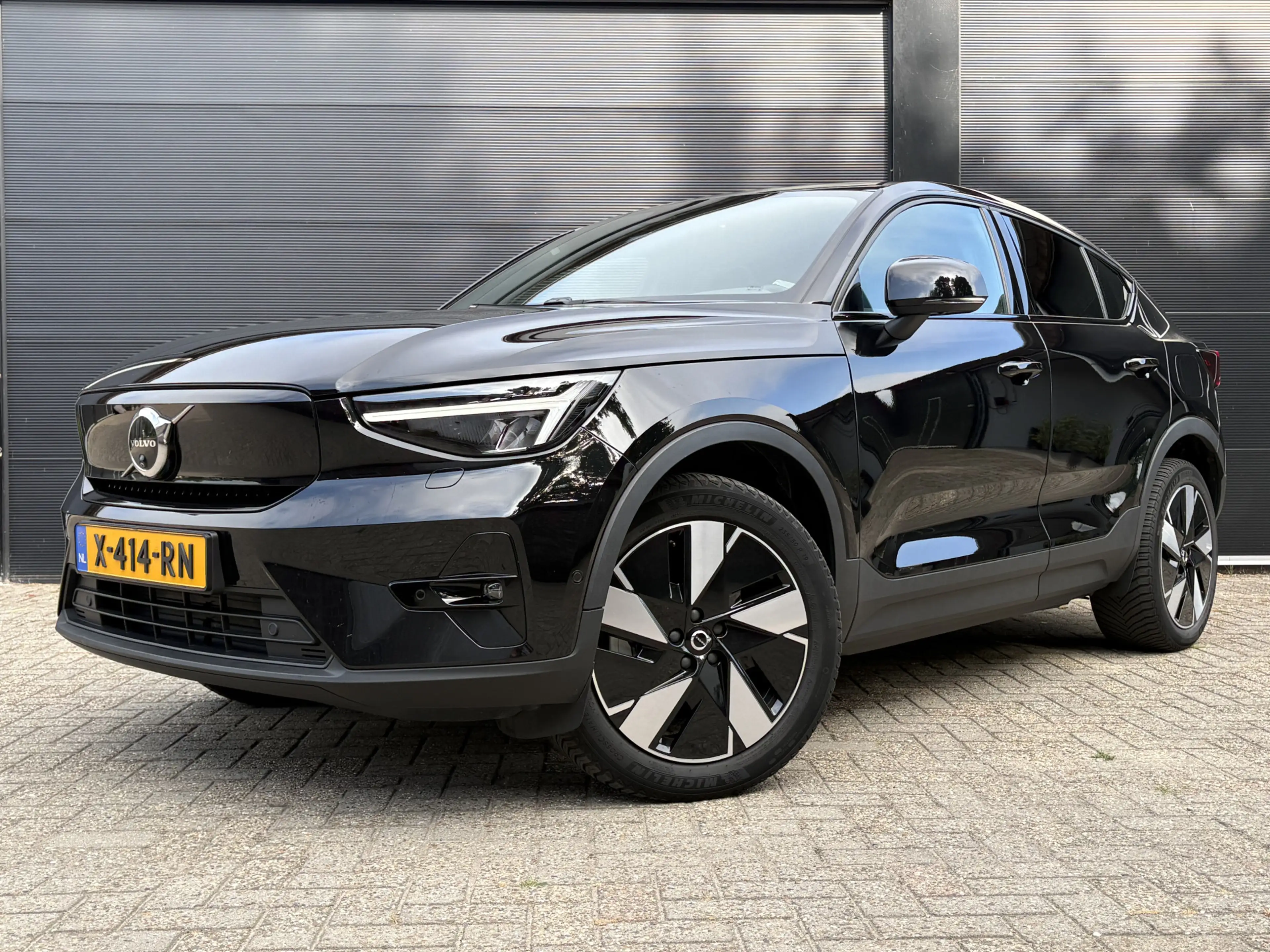 Volvo C40 Single Motor Extended Range Ultimate 82 kWh — photo 31