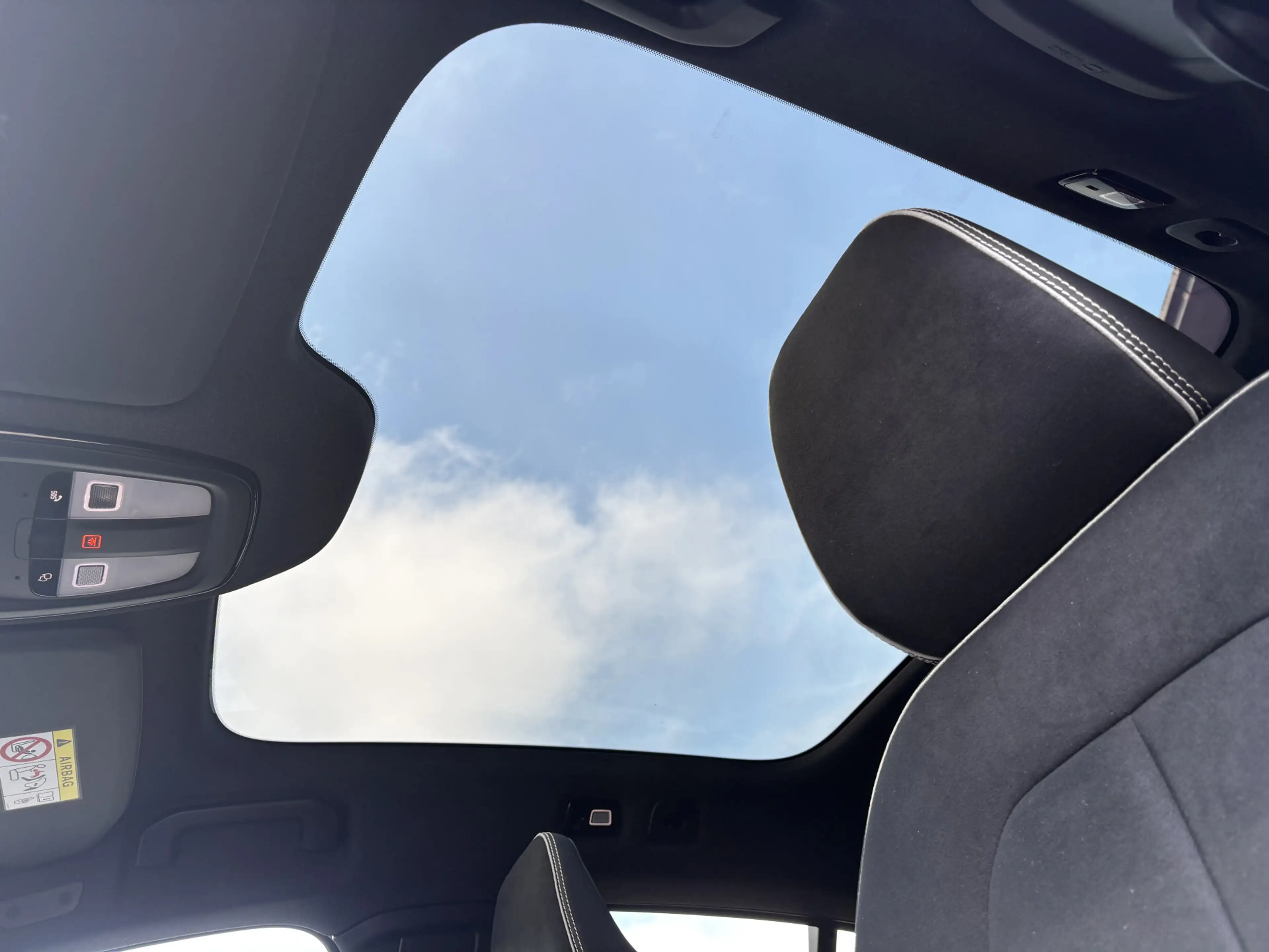 Volvo C40 Single Motor Extended Range Ultimate 82 kWh — photo 9