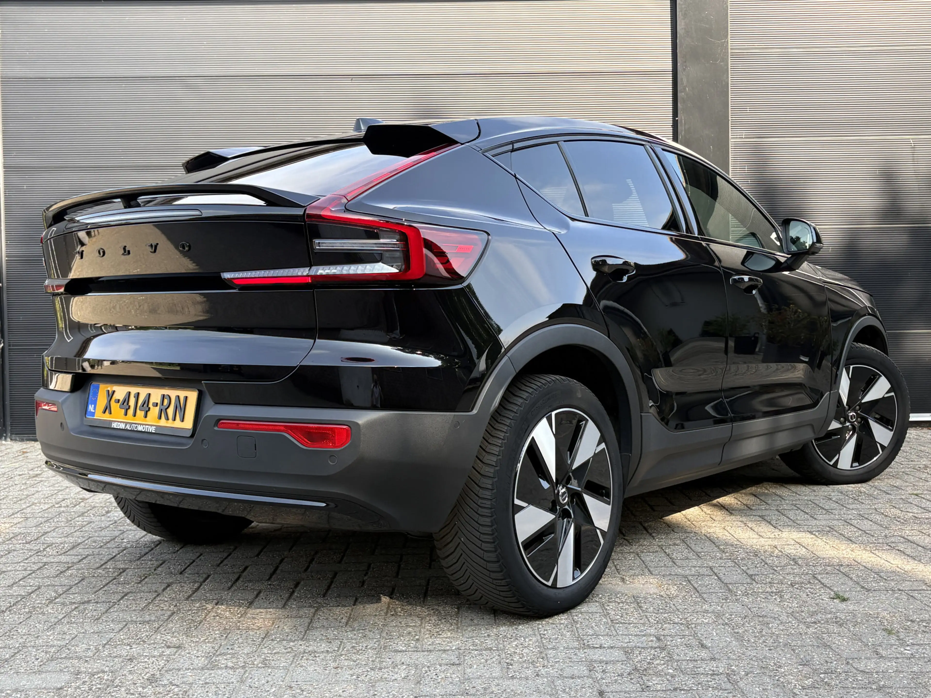 Volvo C40 Single Motor Extended Range Ultimate 82 kWh — photo 3