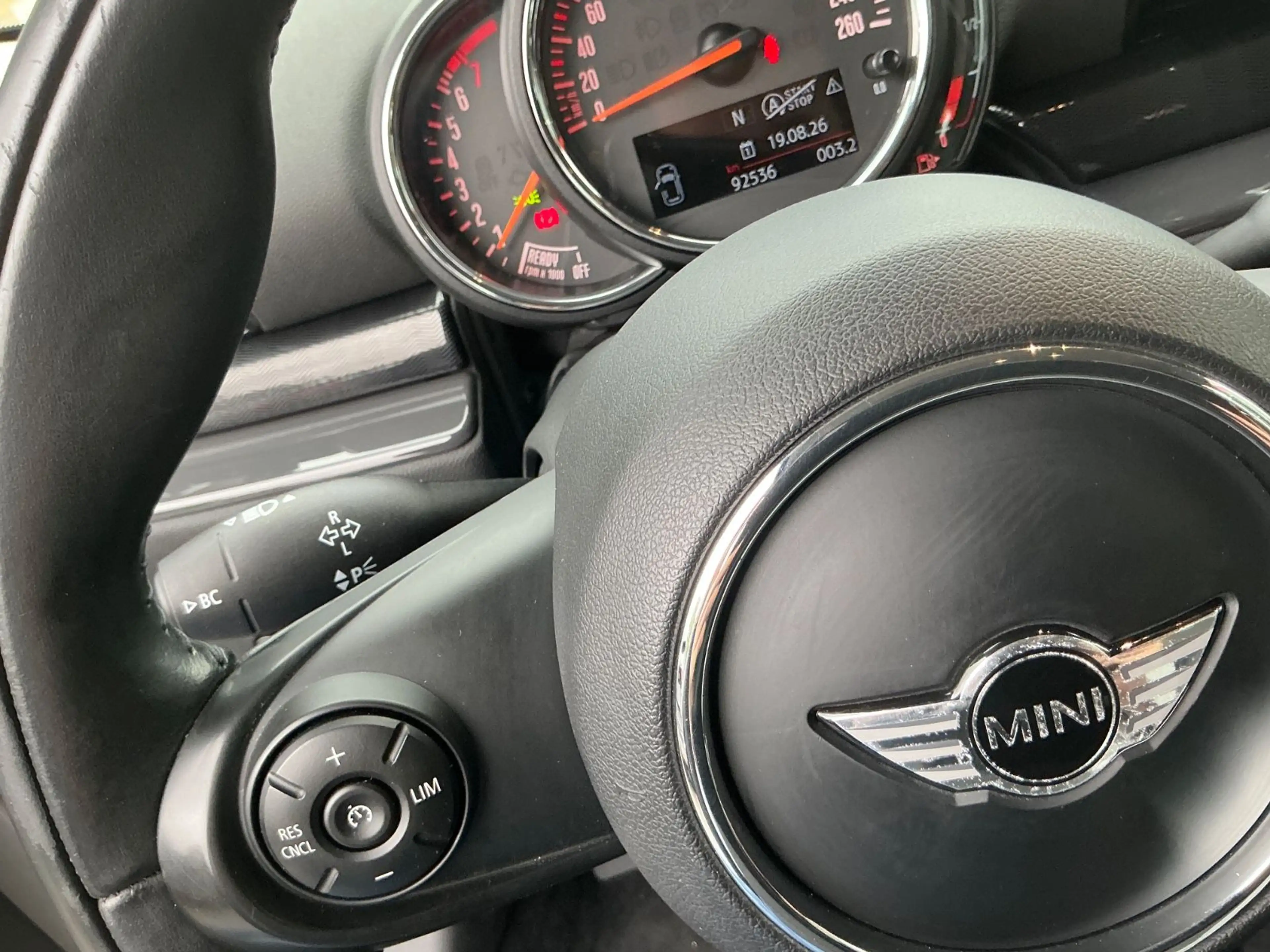 MINI One Clubman 1.5 SHZ BT PDC Tempomat — photo 24