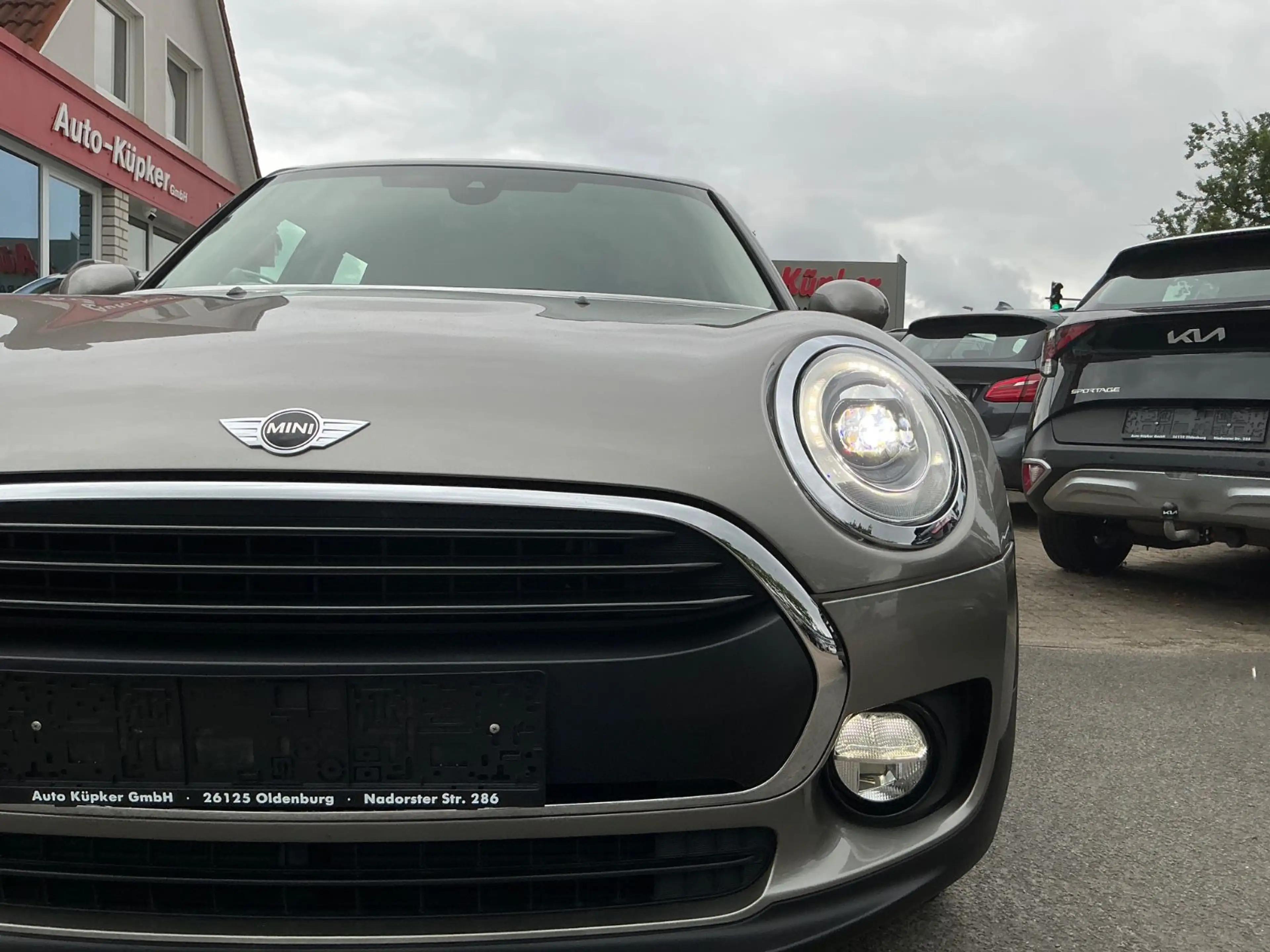 MINI One Clubman 1.5 SHZ BT PDC Tempomat — photo 27