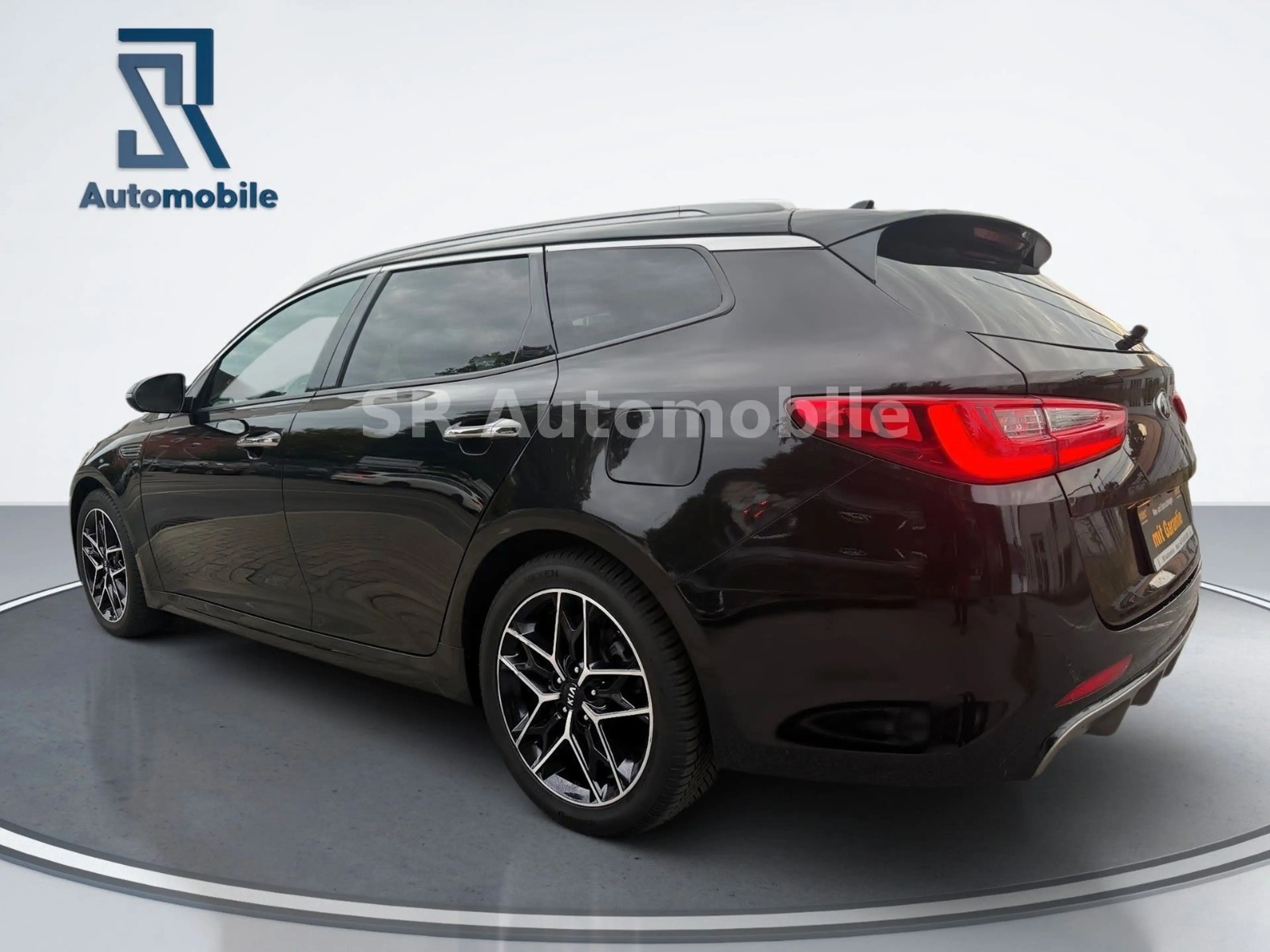 Kia Optima GT-Line 2.HAND*360°KAMERA*PANO*45.000!! — photo 3