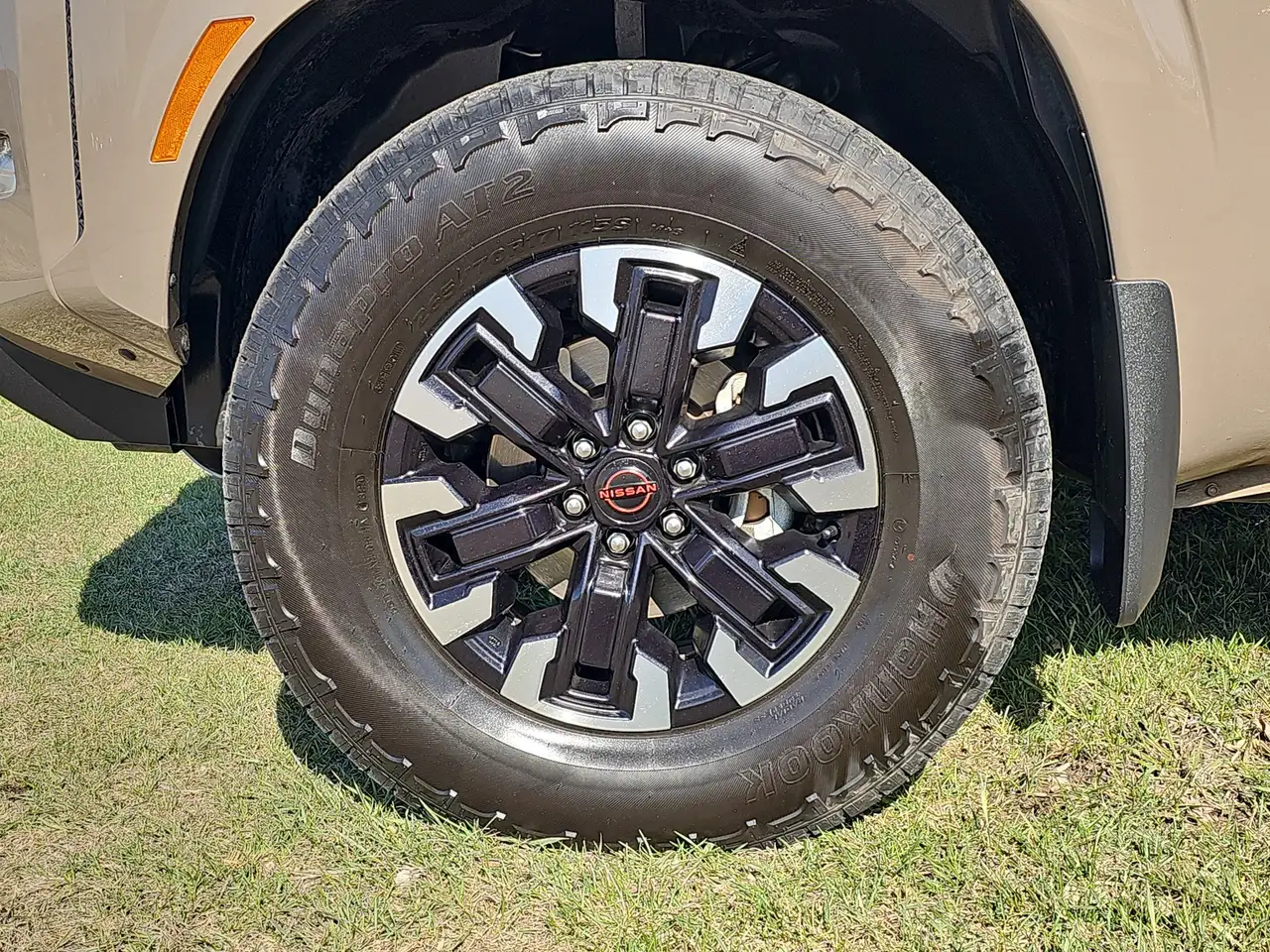 Nissan Frontier снимка Nissan Frontier