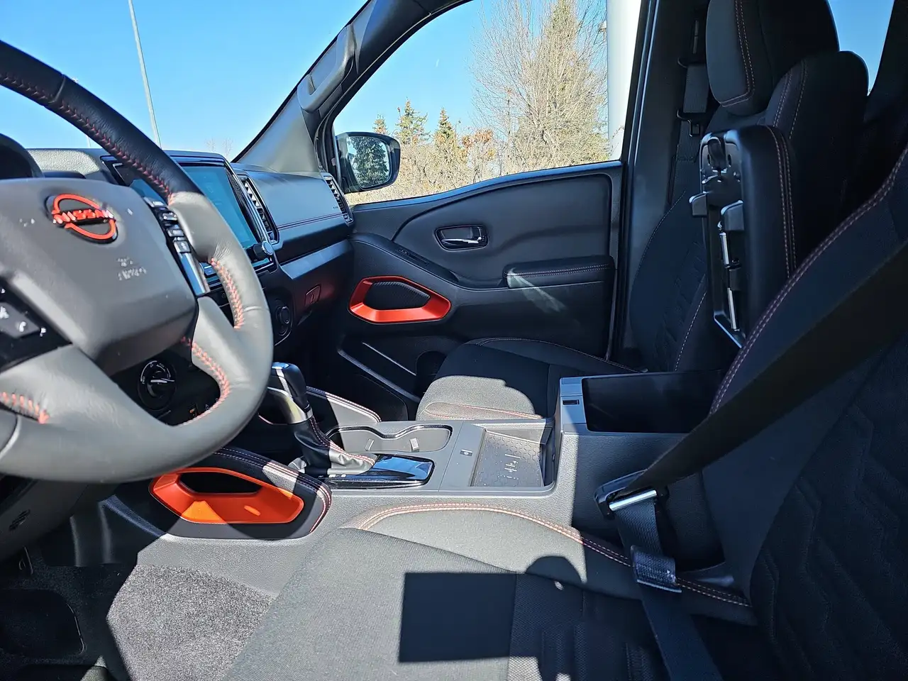 Nissan Frontier снимка Nissan Frontier