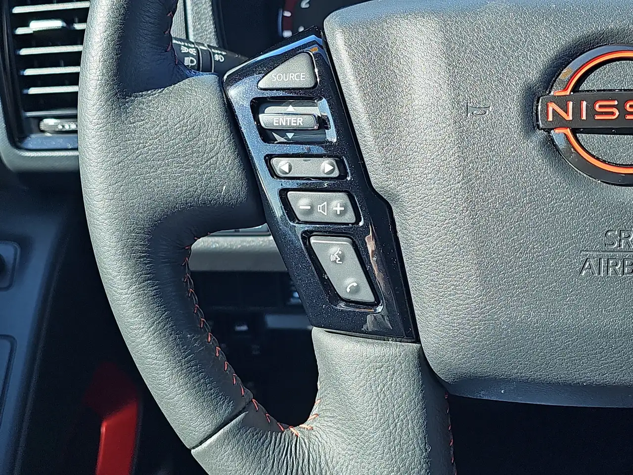 Nissan Frontier снимка Nissan Frontier