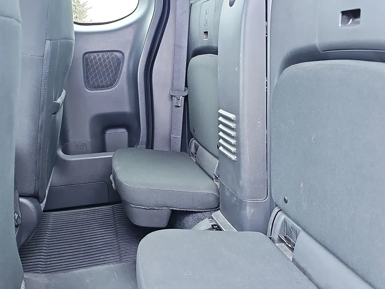 Nissan Frontier снимка Nissan Frontier