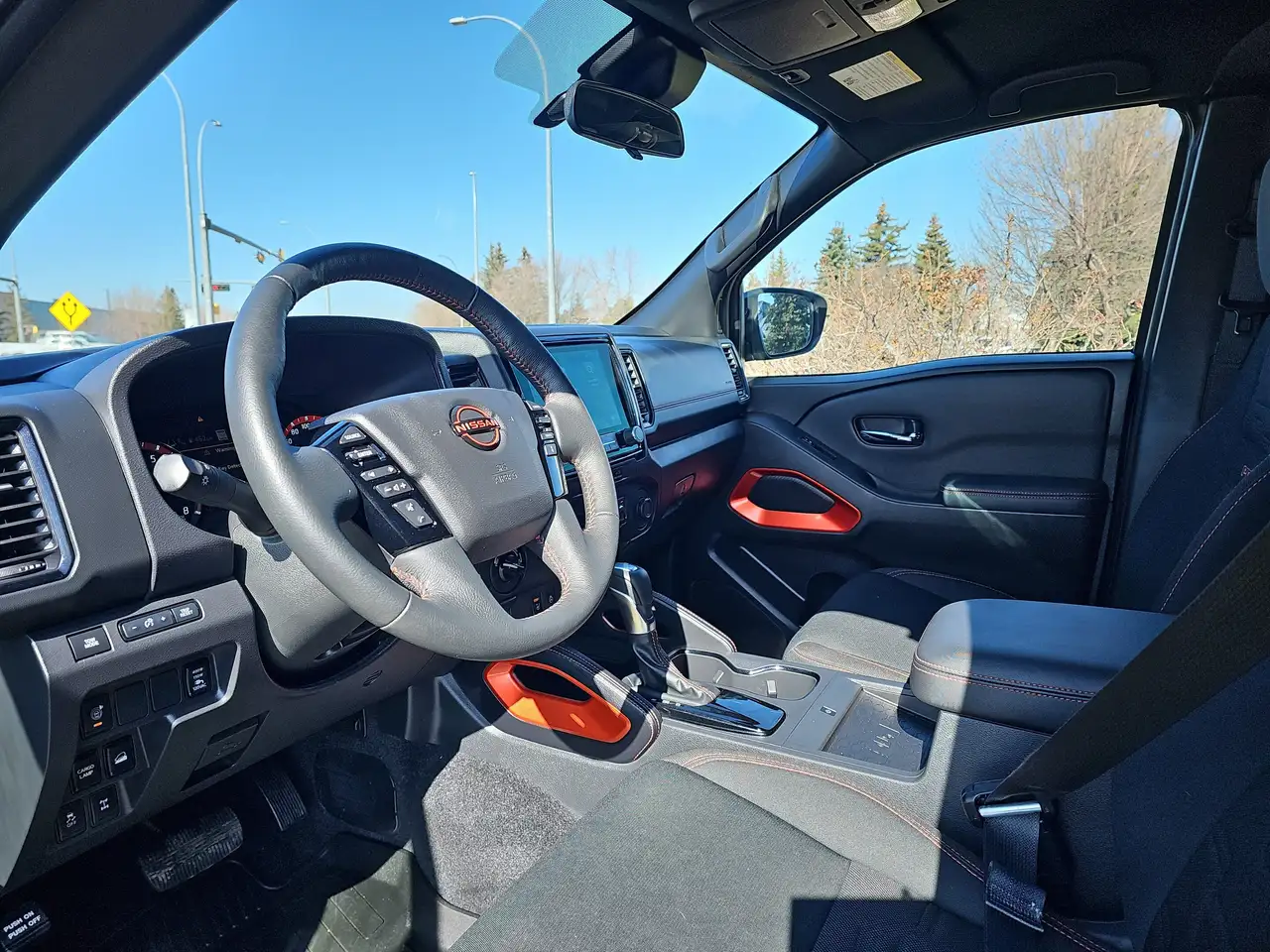 Nissan Frontier снимка Nissan Frontier