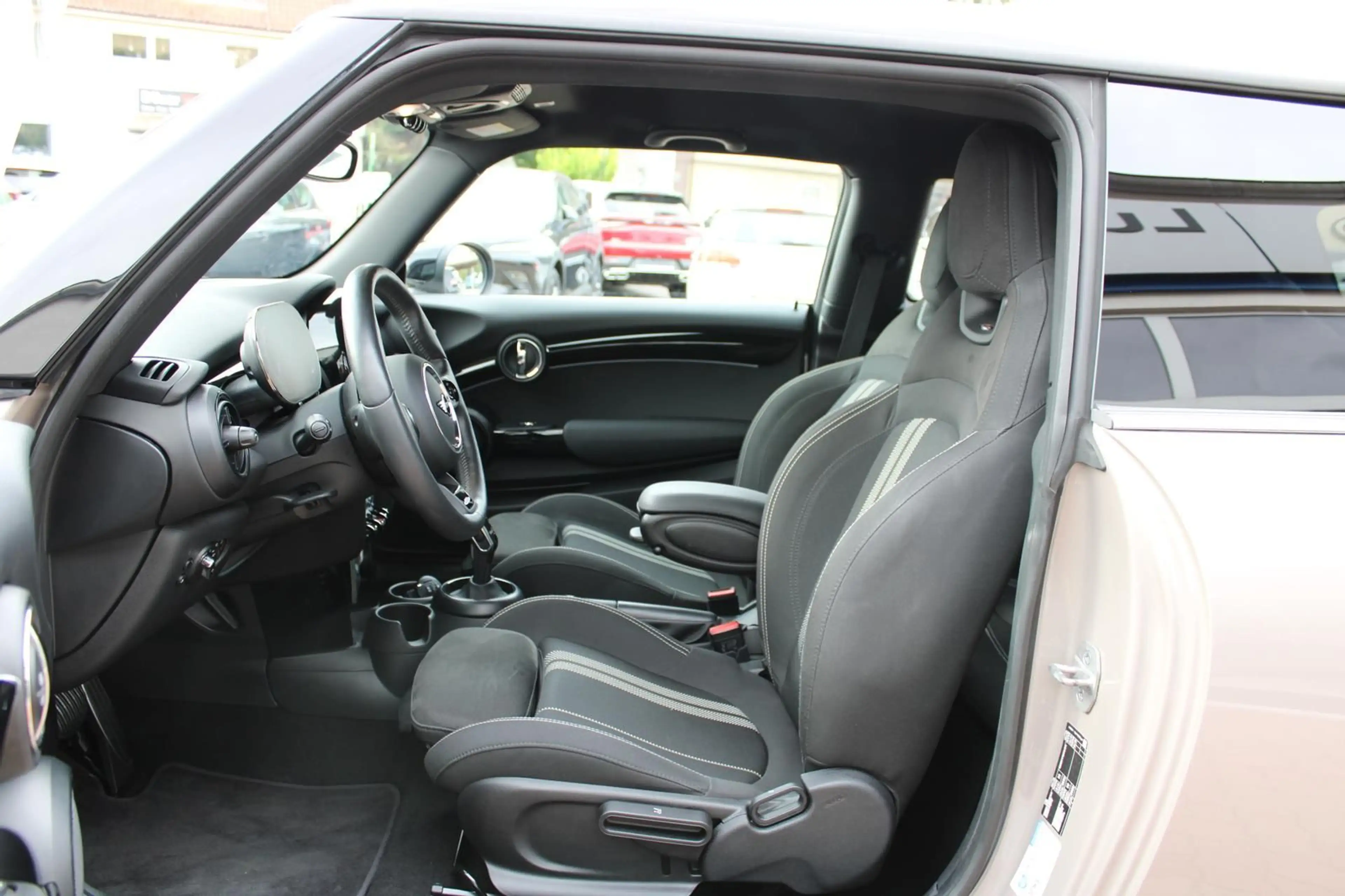 MINI John Cooper Works Trim Aut. LED NAVI Sitzheizung — photo 14