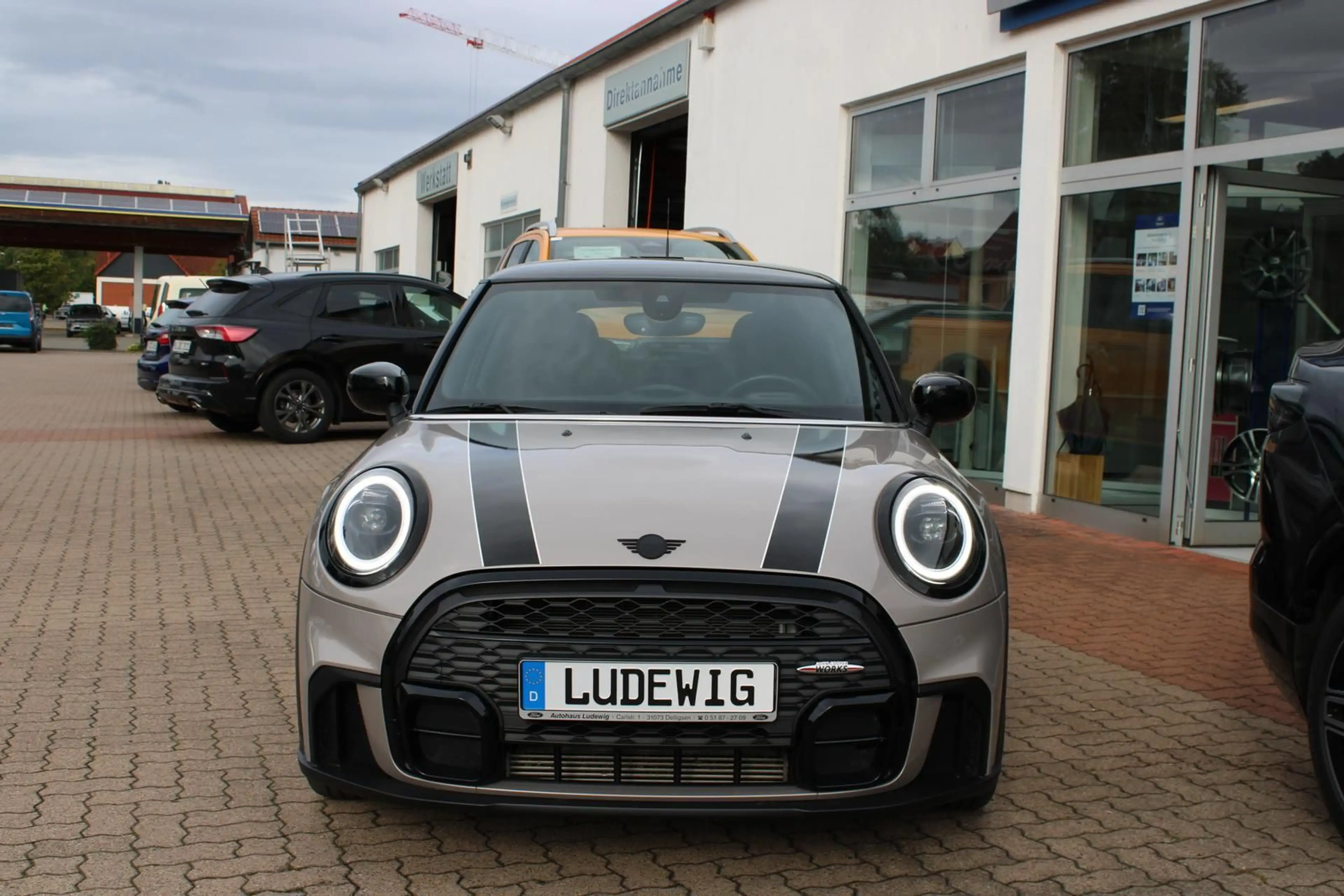 MINI John Cooper Works Trim Aut. LED NAVI Sitzheizung — photo 9