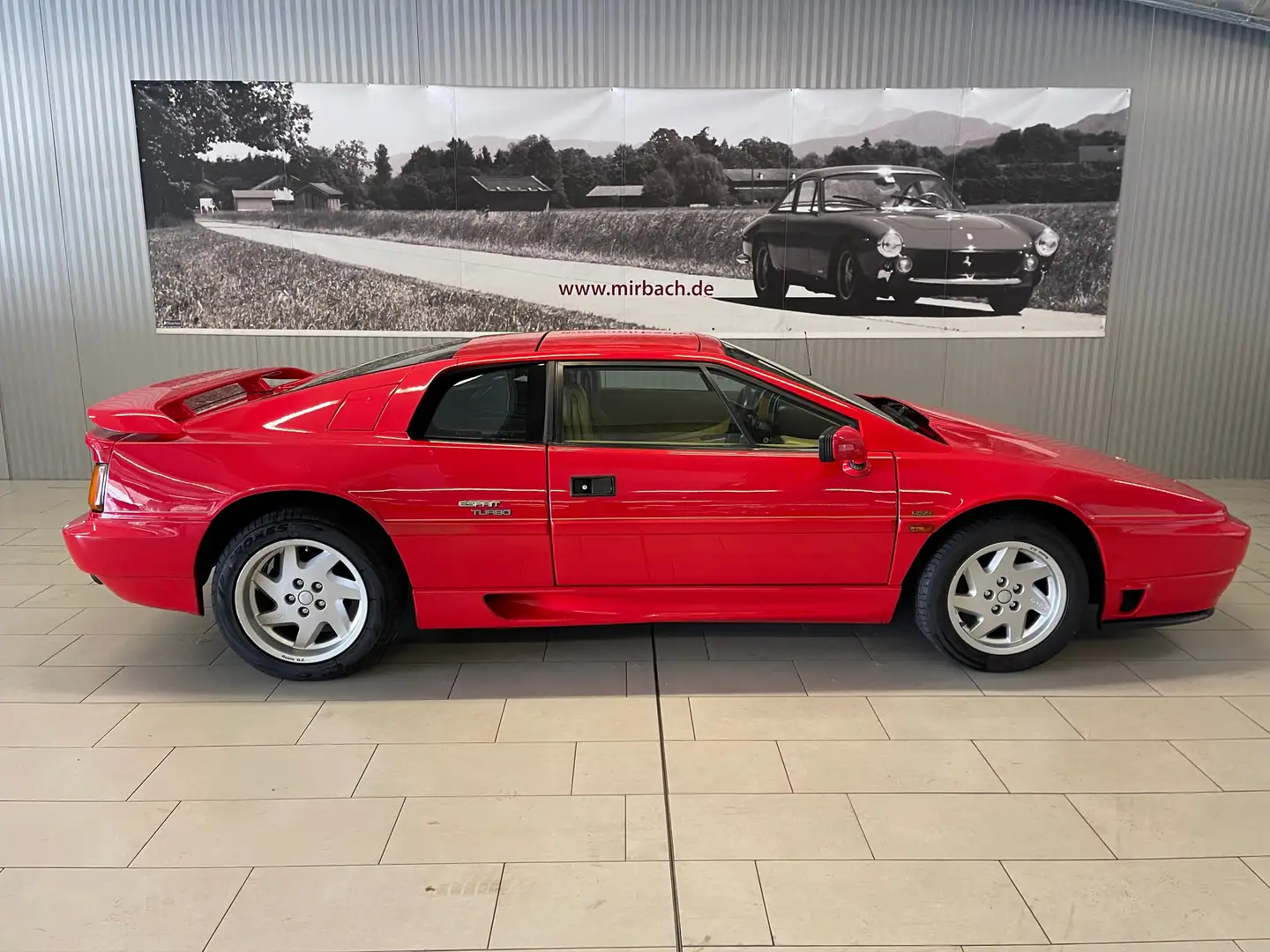 Lotus Esprit SE Turbo Roşu - 2