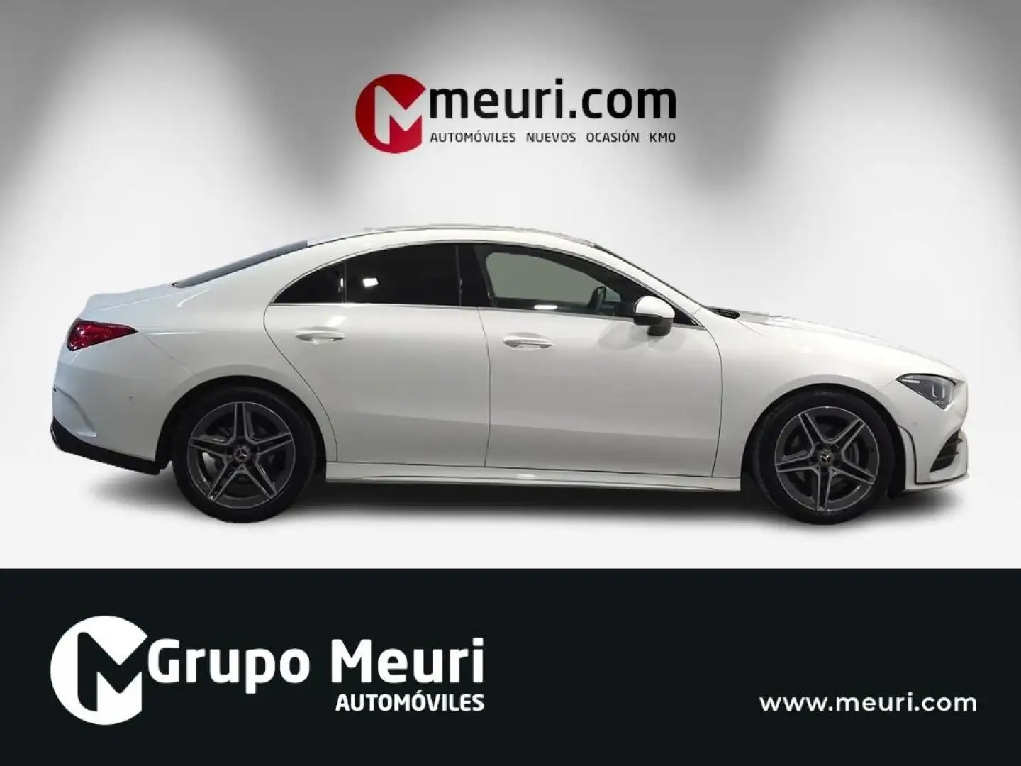 Mercedes-Benz CLA 180 AMG Blanc - 2