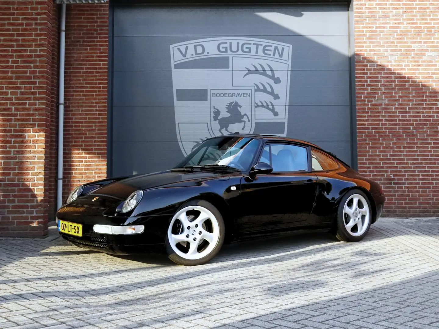 Porsche 911 3.6 Coupé Zwart - 1