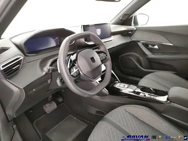 Peugeot 2008 view 8