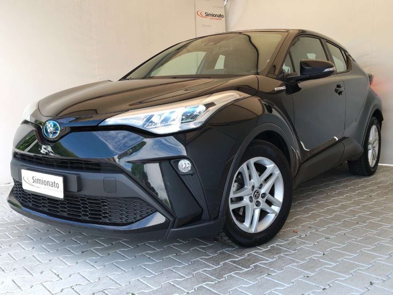 Toyota C-HR 1.8 Hybrid E-CVT Active