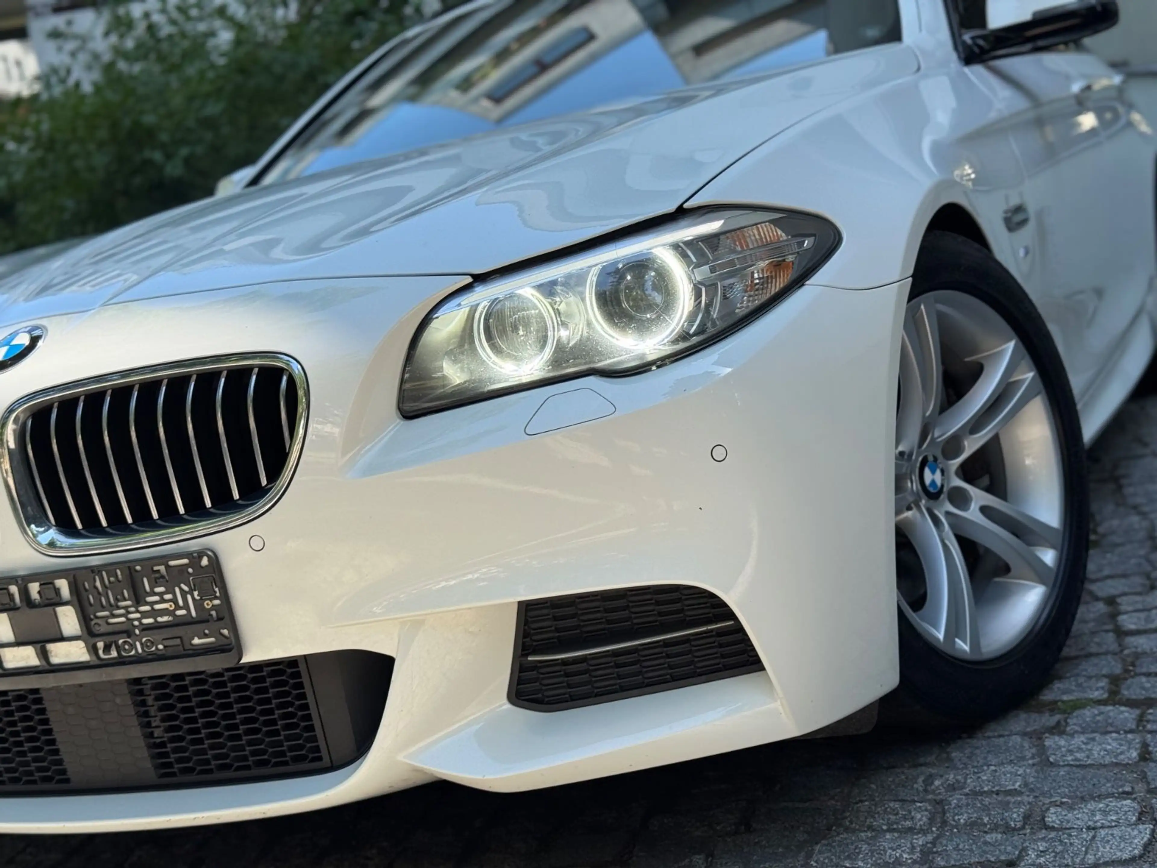 BMW 535 d Touring M-Paket/HUD/PANO/ACC/AHK/STANDHEIZ — photo 5