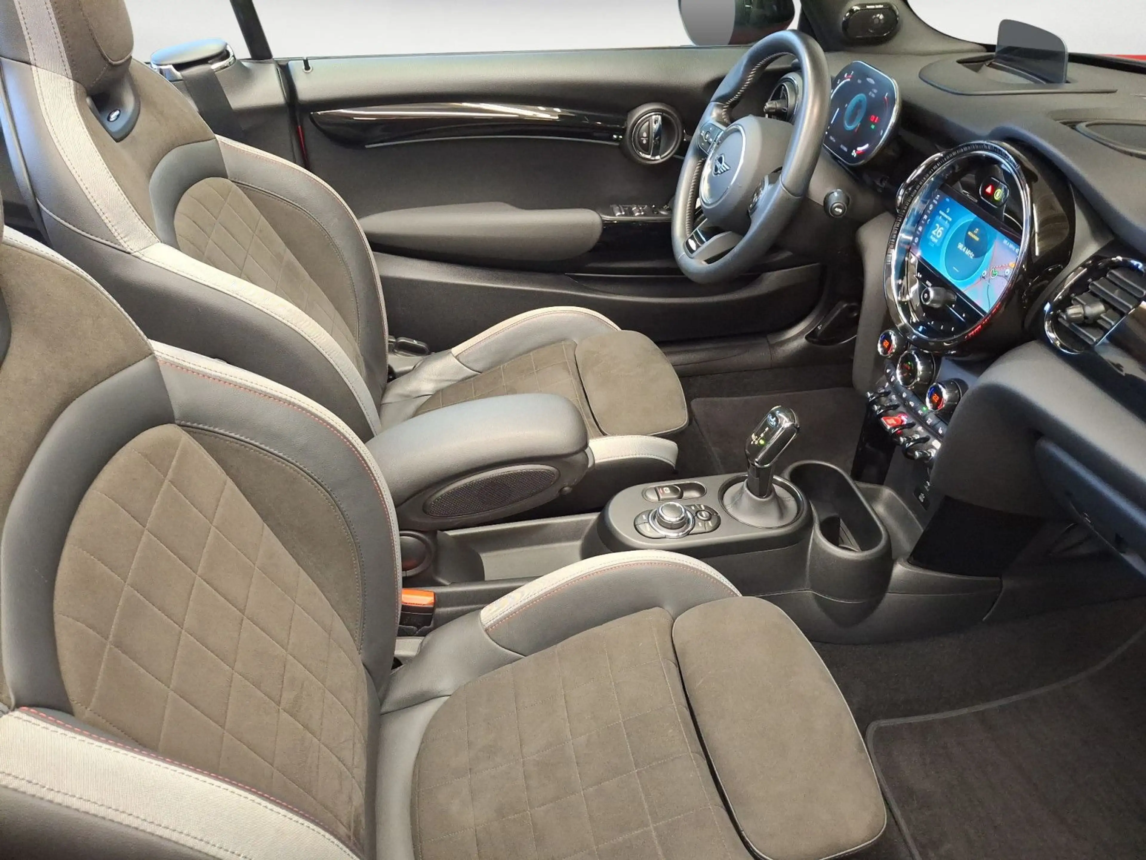 MINI John Cooper Works Cabrio JCW Trim Steptronic Nav — photo 12