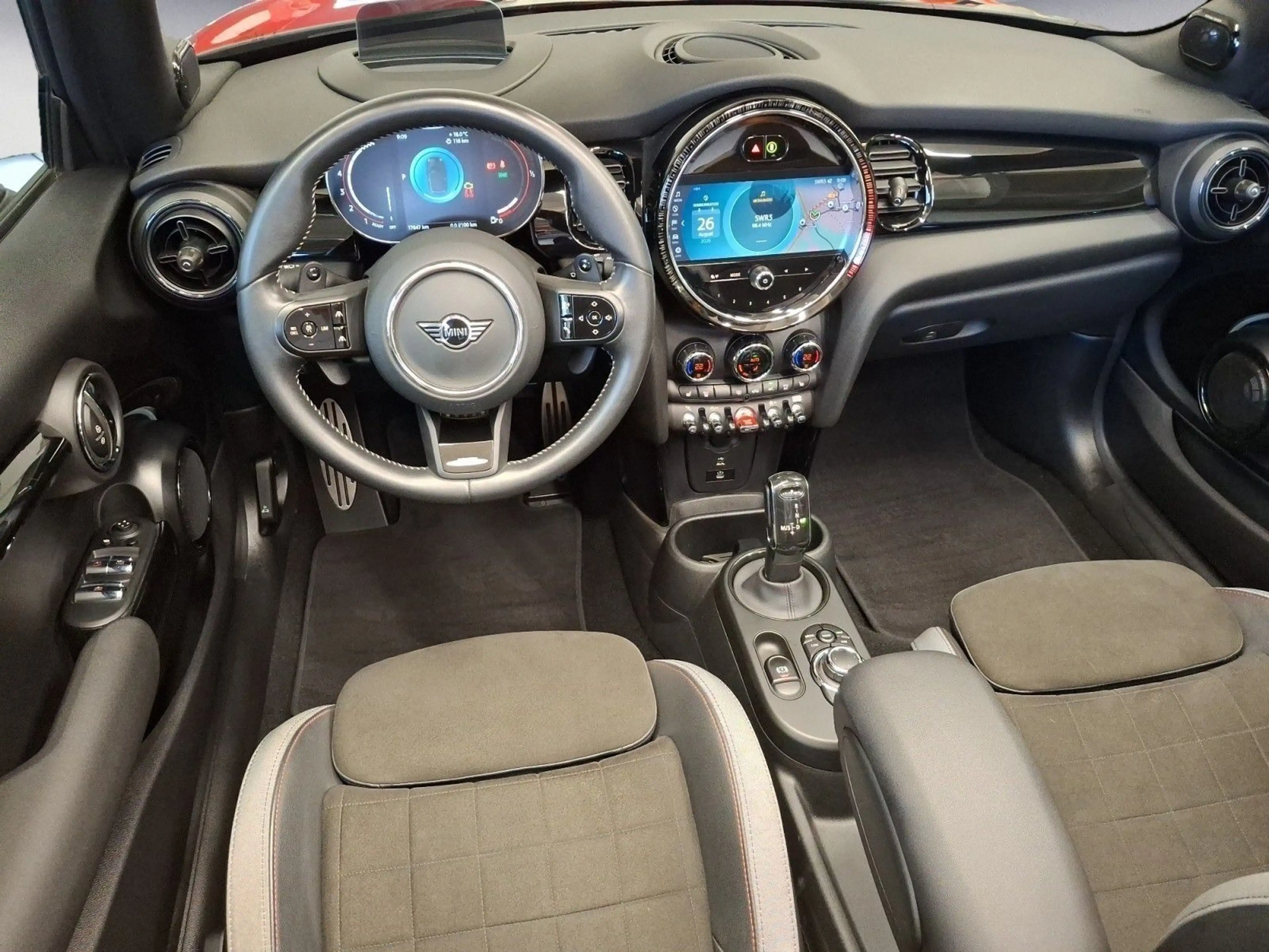 MINI John Cooper Works Cabrio JCW Trim Steptronic Nav — photo 11