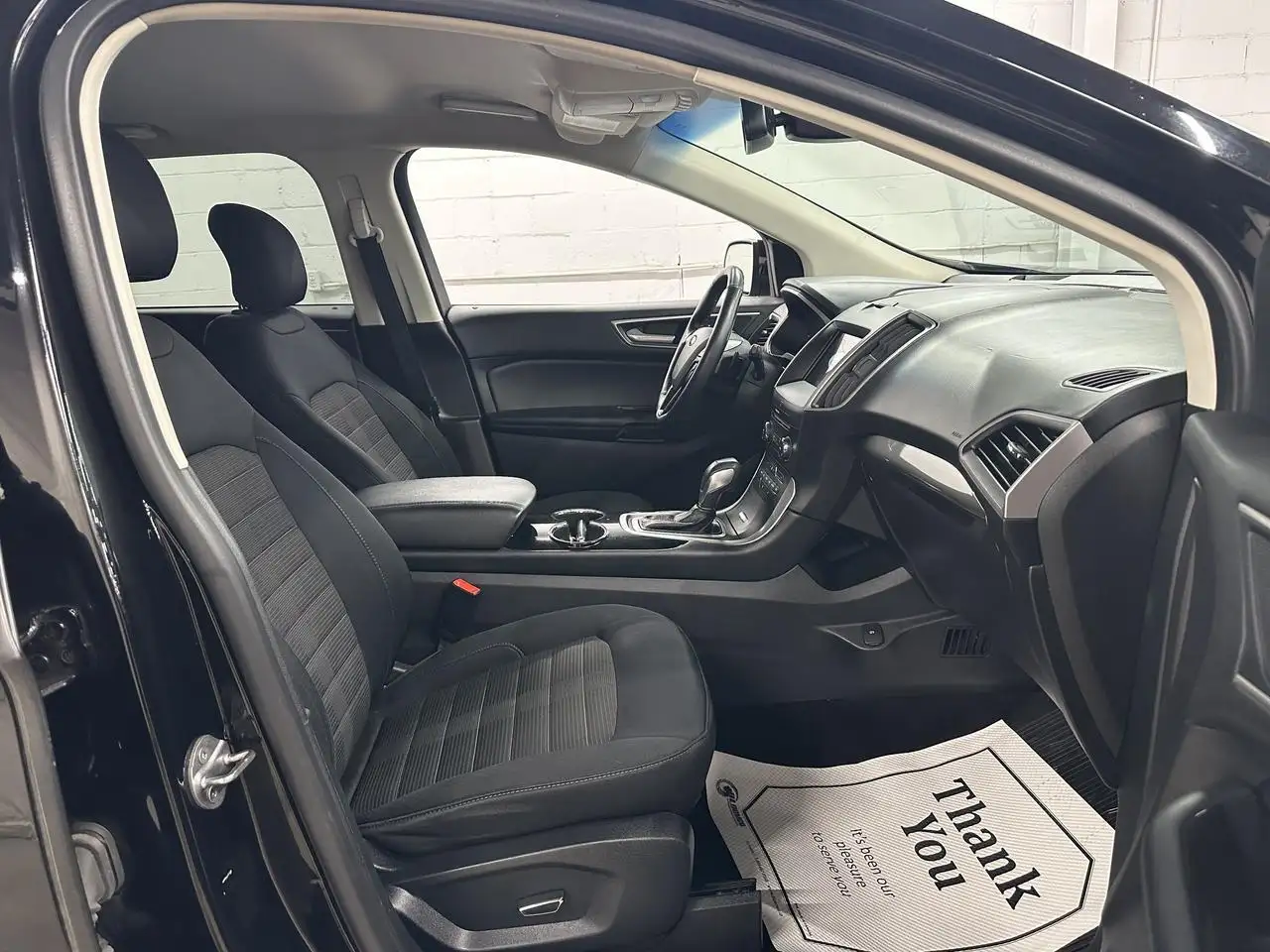 Ford Edge photo Ford Edge