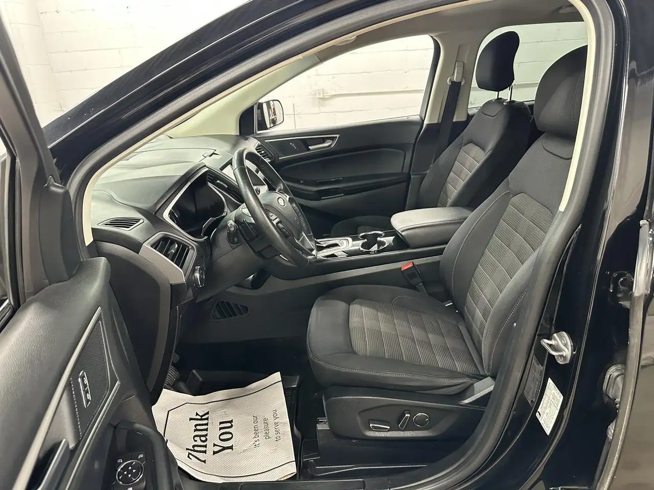 Ford Edge photo Ford Edge