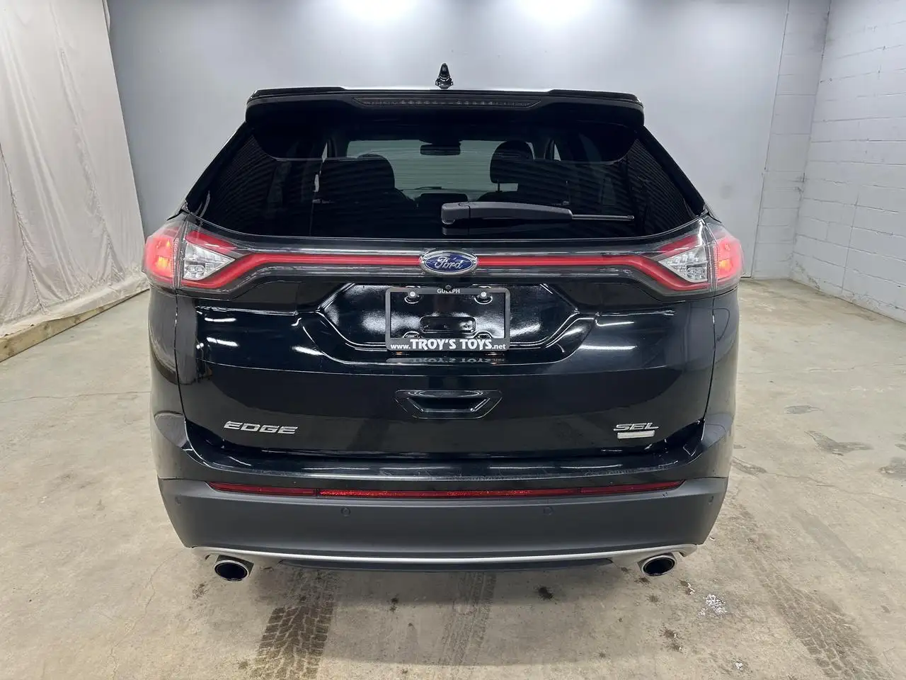Ford Edge photo Ford Edge