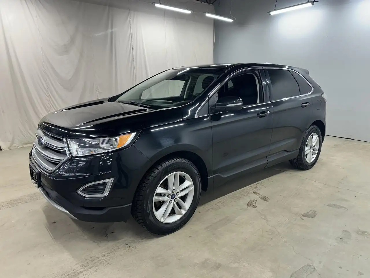 Ford Edge photo Ford Edge
