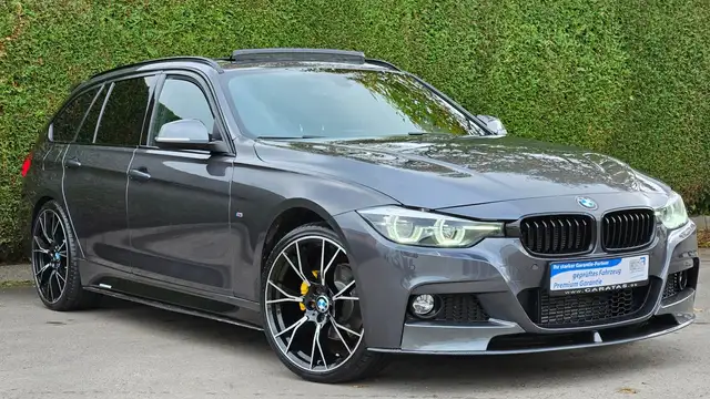 BMW 328 i xDrive Touring M Sport Aut.PERFORMANCE !