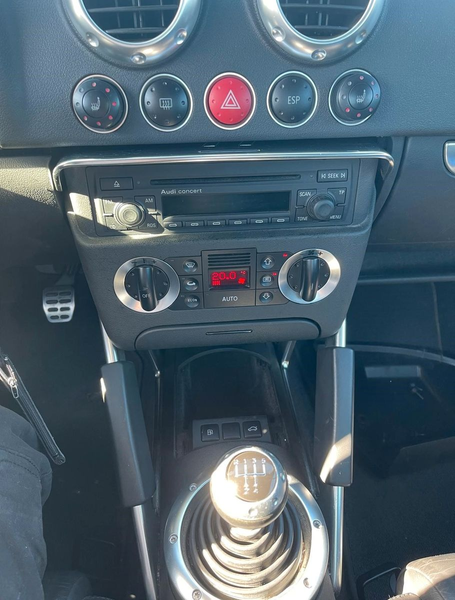 Audi TT Coupe 1.8T Coupe *1.HAND*VOLLE HISTORIE* — photo 8