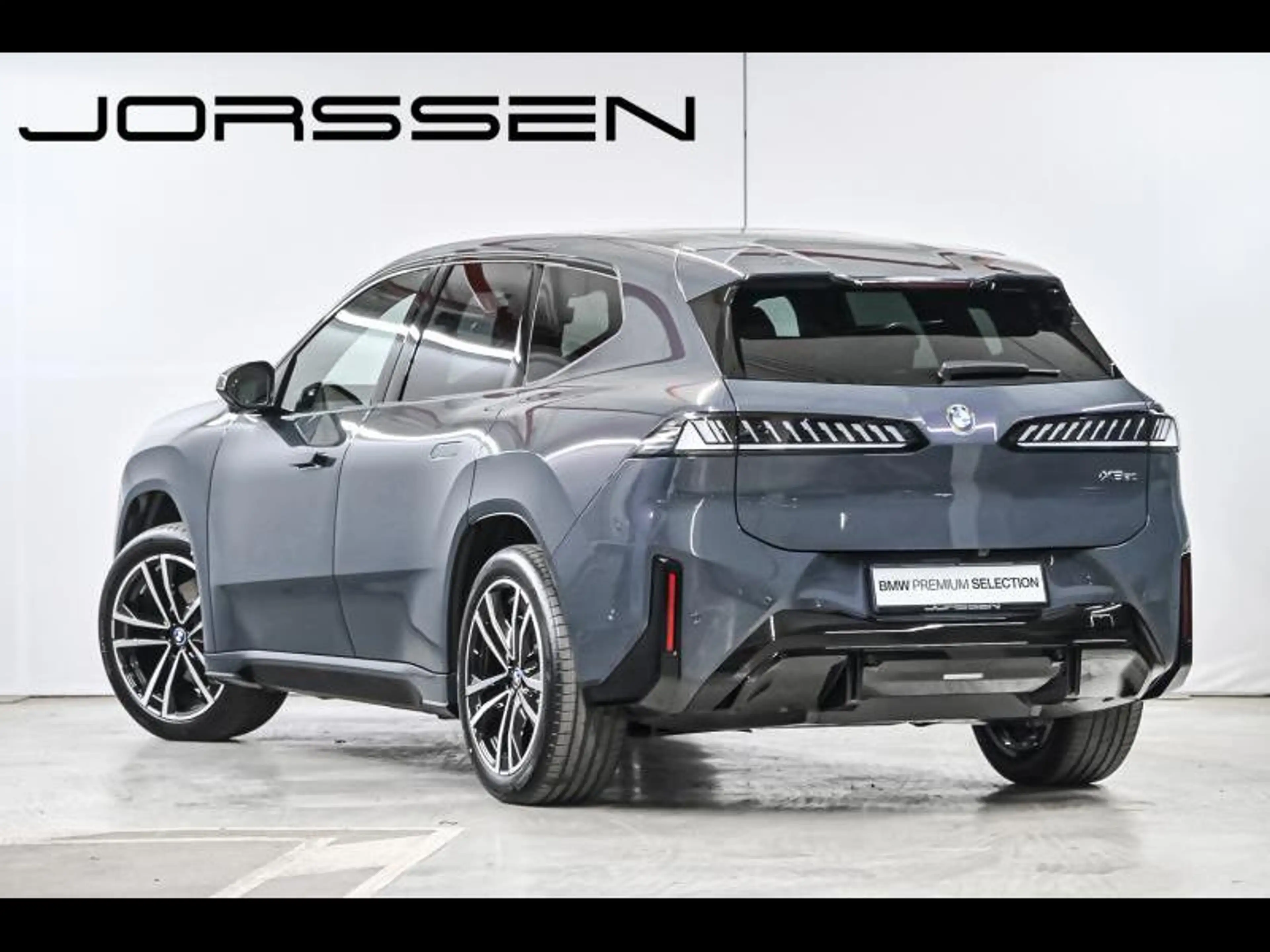 BMW iX3 50 xDrive M Sport Pro — photo 5