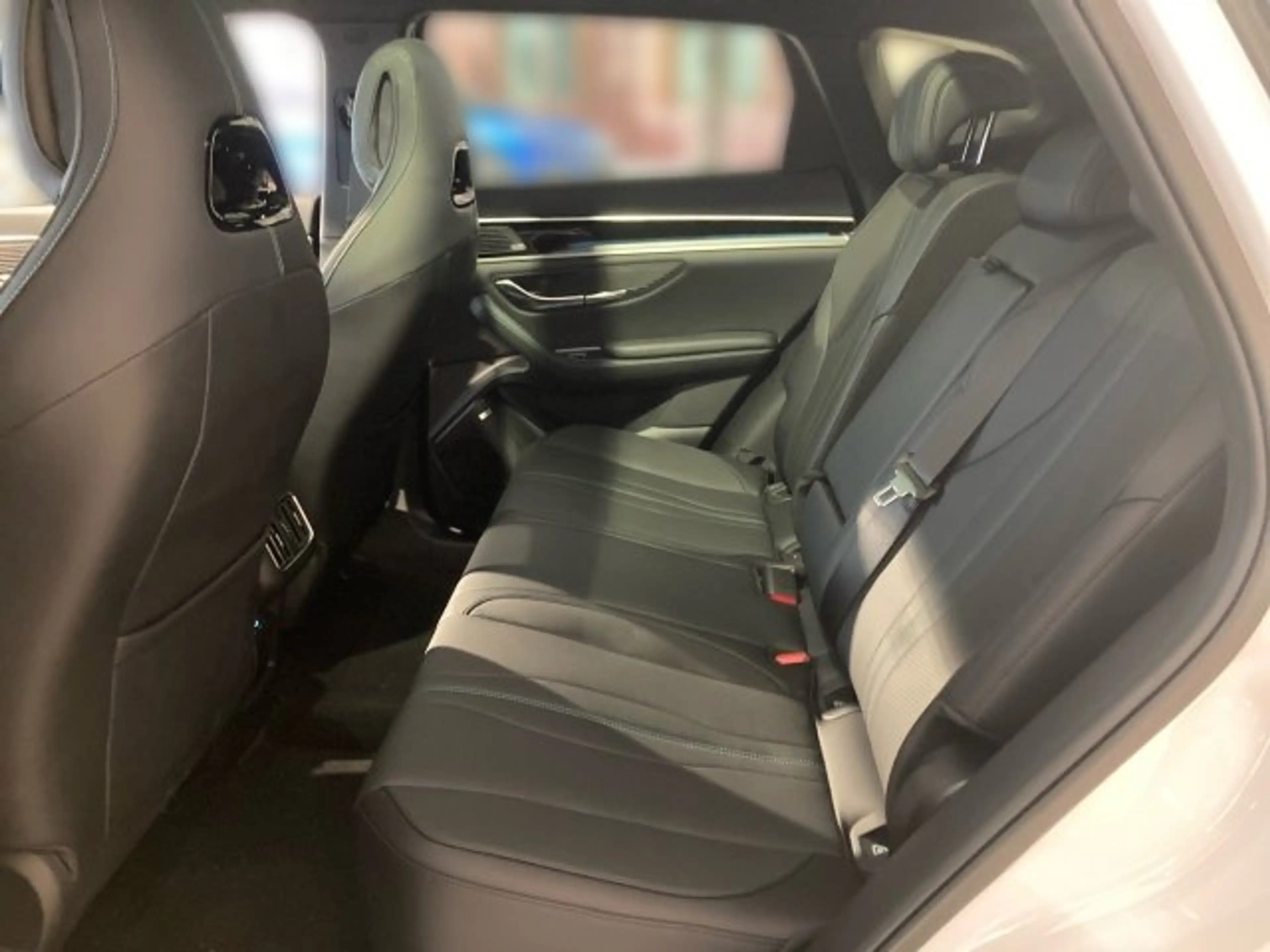 BYD Seal U DM-i Comfort — photo 9