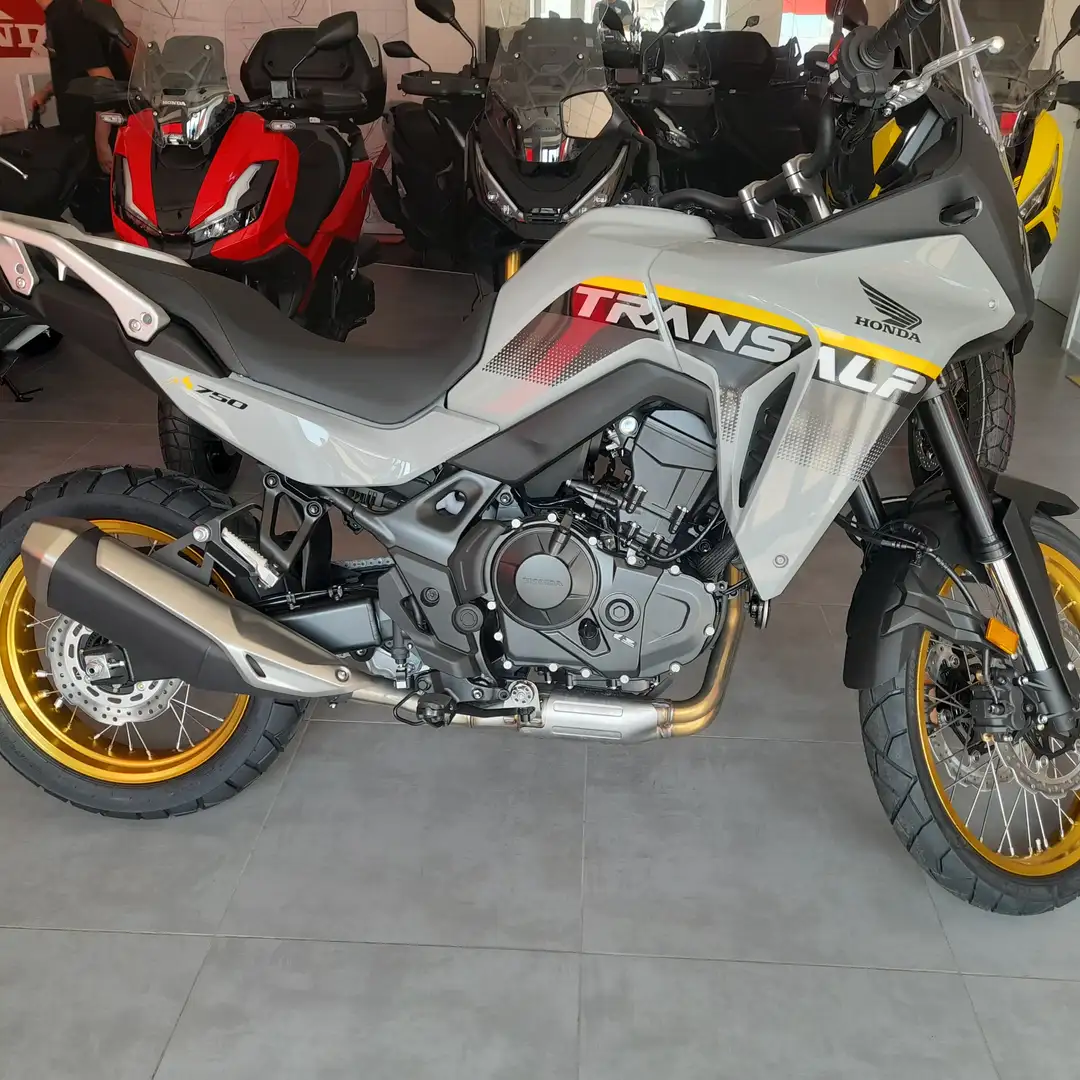 Honda Transalp 750 2025 Grau - 1