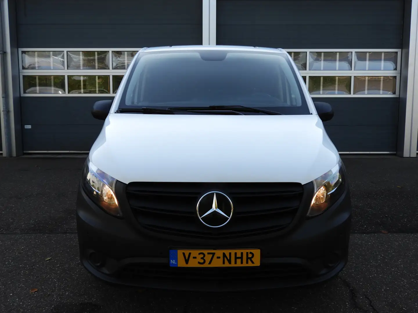Mercedes-Benz Vito 114 CDI Extra Lang AUT | CARPLAY | DISTRONIC | 2.5 Wit - 2