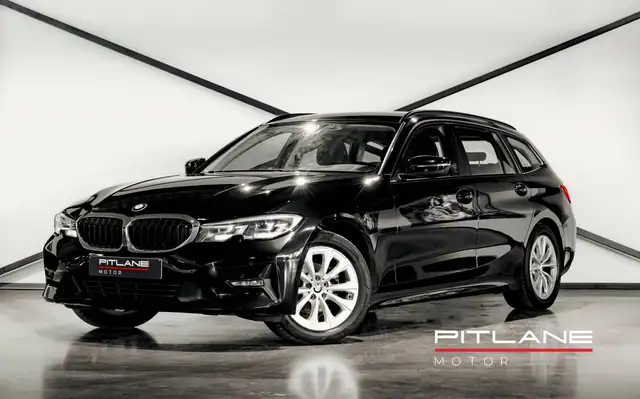BMW 318 Touring 318 dA / AUTOMATIQUE / CAM. DE RECUL / ANDROID AUTO / CARPLAY / SIEG. CHAUFFANTS / FEUX AUTO / CLIM 3 ZONES AUTO