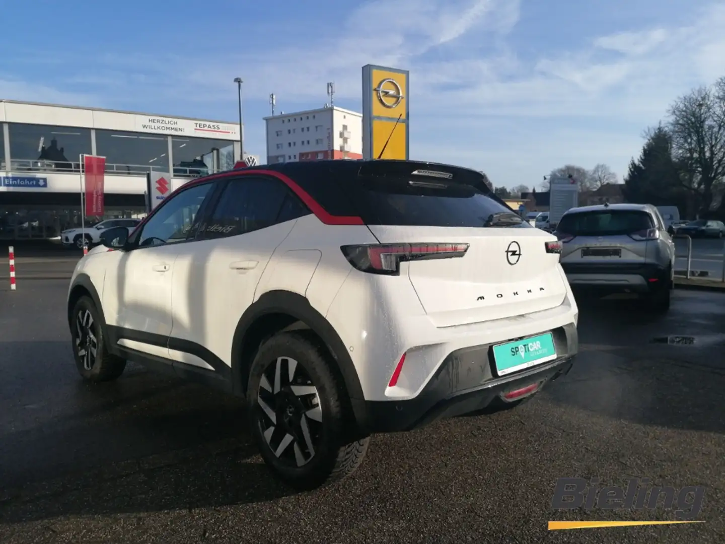 Opel Mokka GS Line 1.2 Direct Injection Turbo 74 kW (10 Weiß - 2