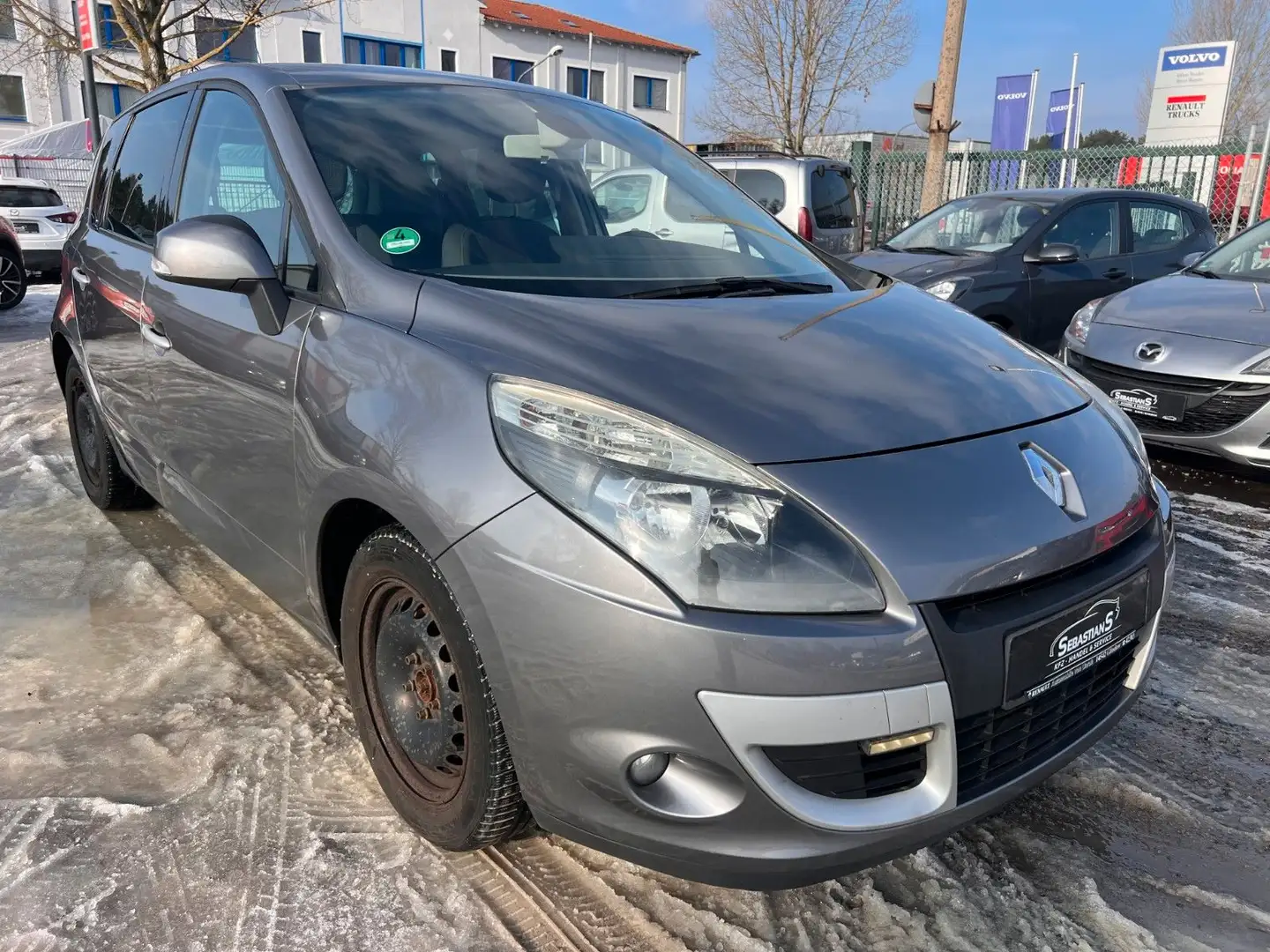 Renault Grand Scenic Bose Edition dCi 130 Grau - 1