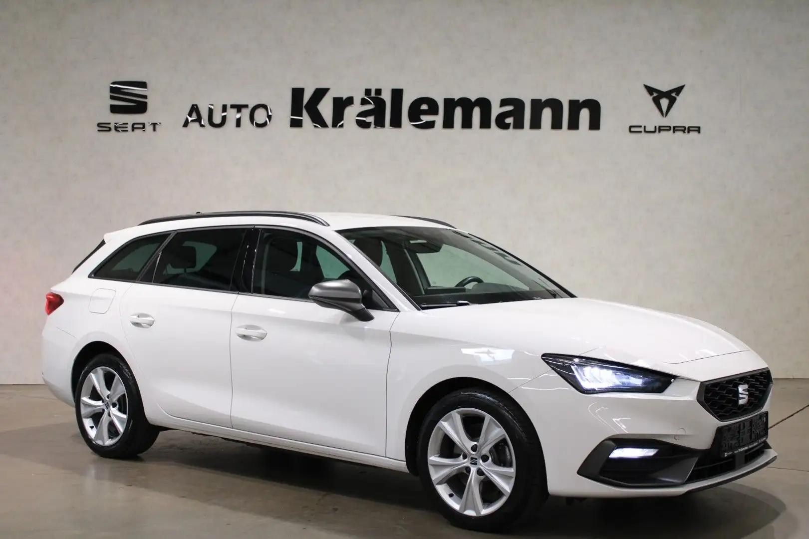 SEAT Leon Sportstourer FR 1.4 e-Hybrid DSG *LED*SHZ bijela - 1