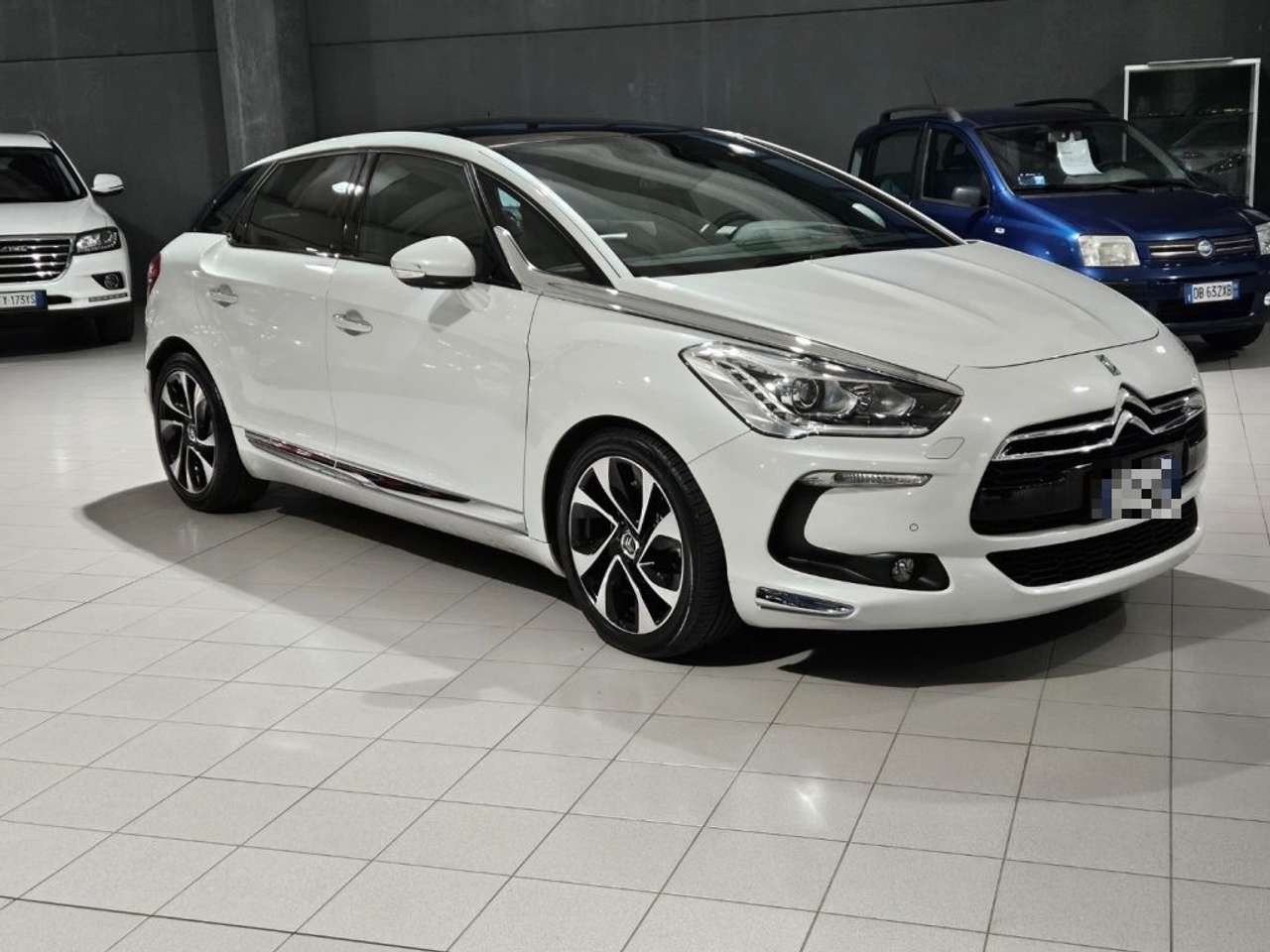DS Automobiles DS 5 2.0 HDi 160 Sport Chic