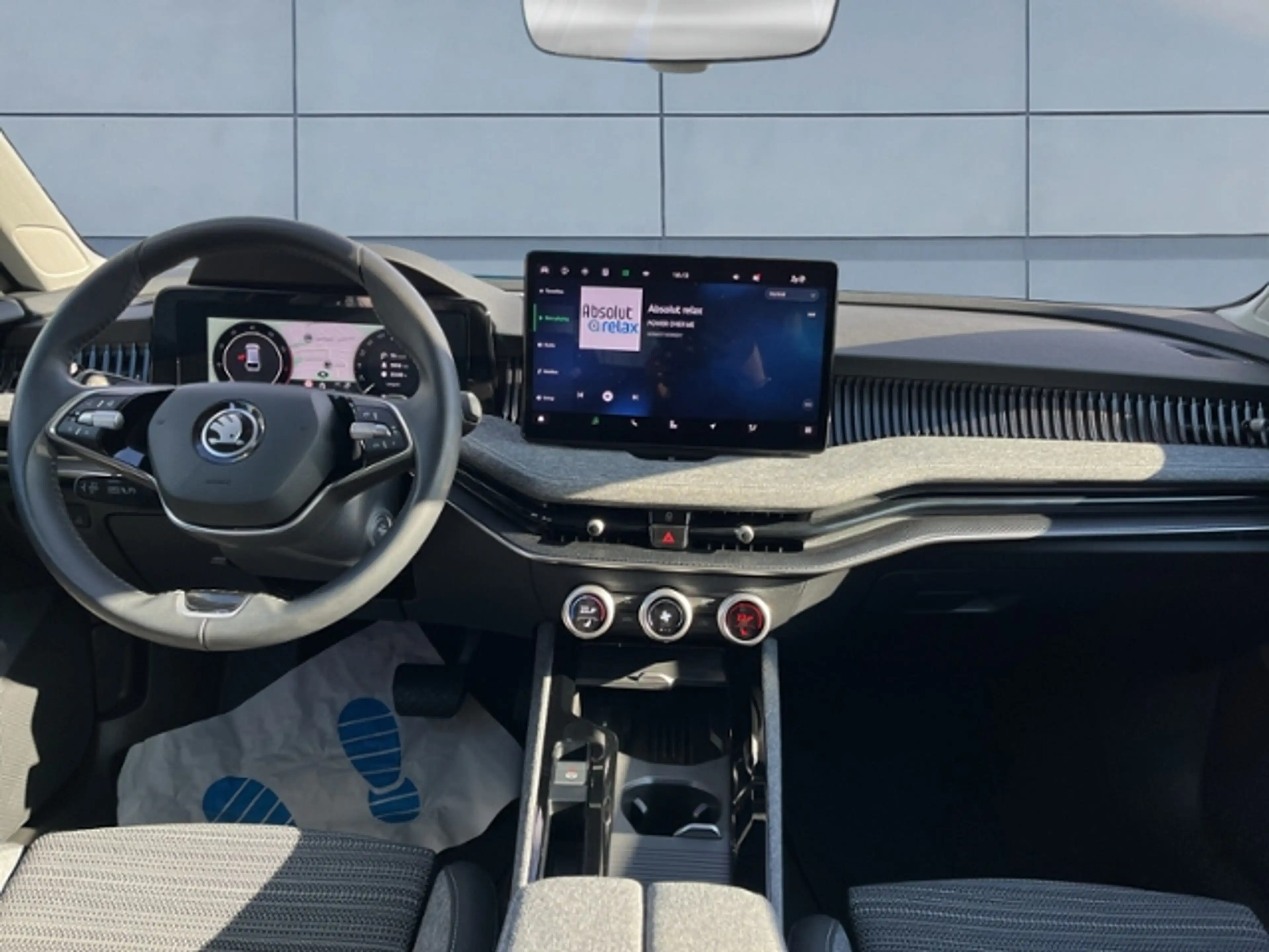 Skoda Superb Combi 1.5 TSI mHEV Selection LED NAVI MATRIX — photo 5