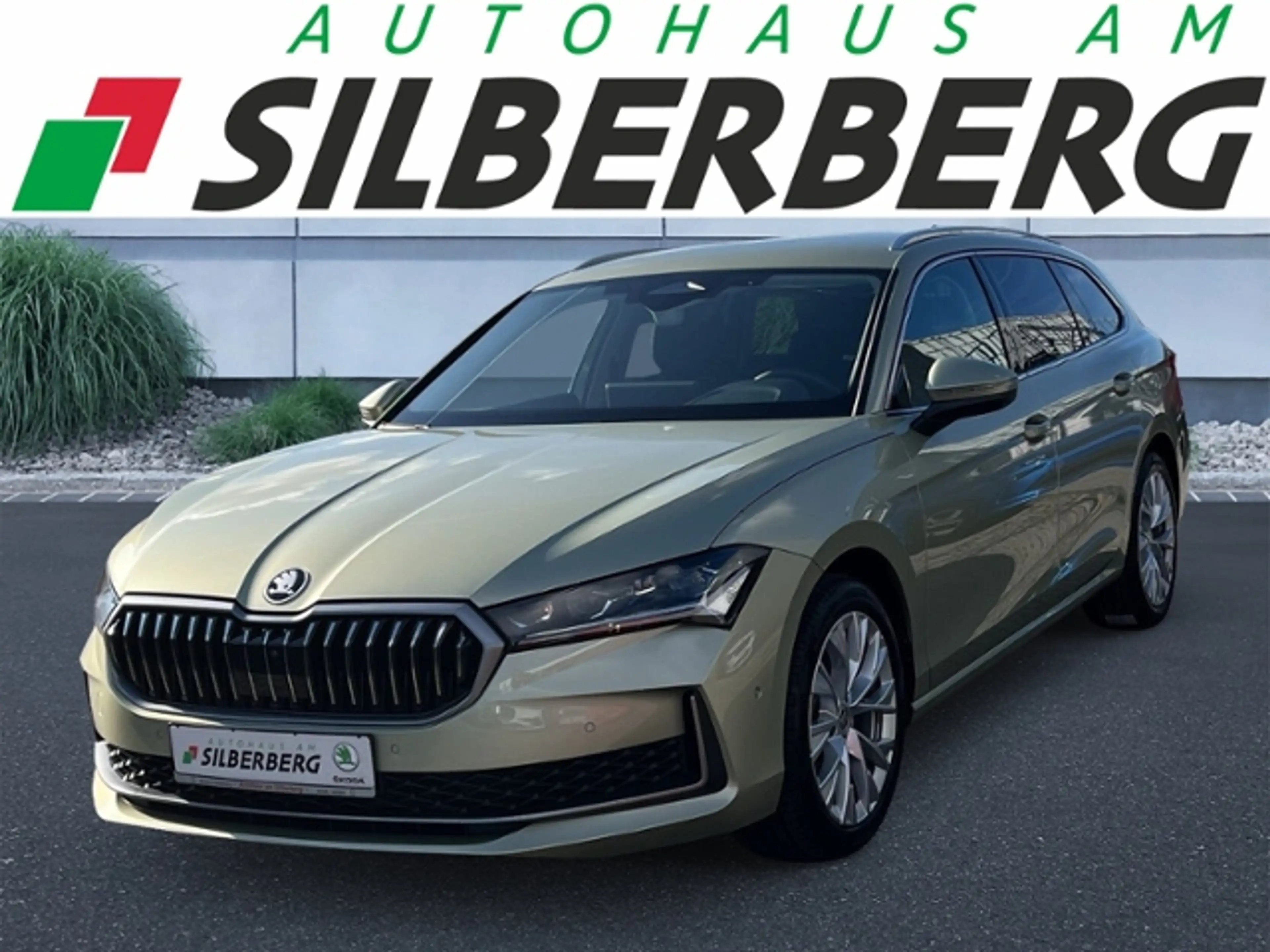 Skoda Superb Combi 1.5 TSI mHEV Selection LED NAVI MATRIX